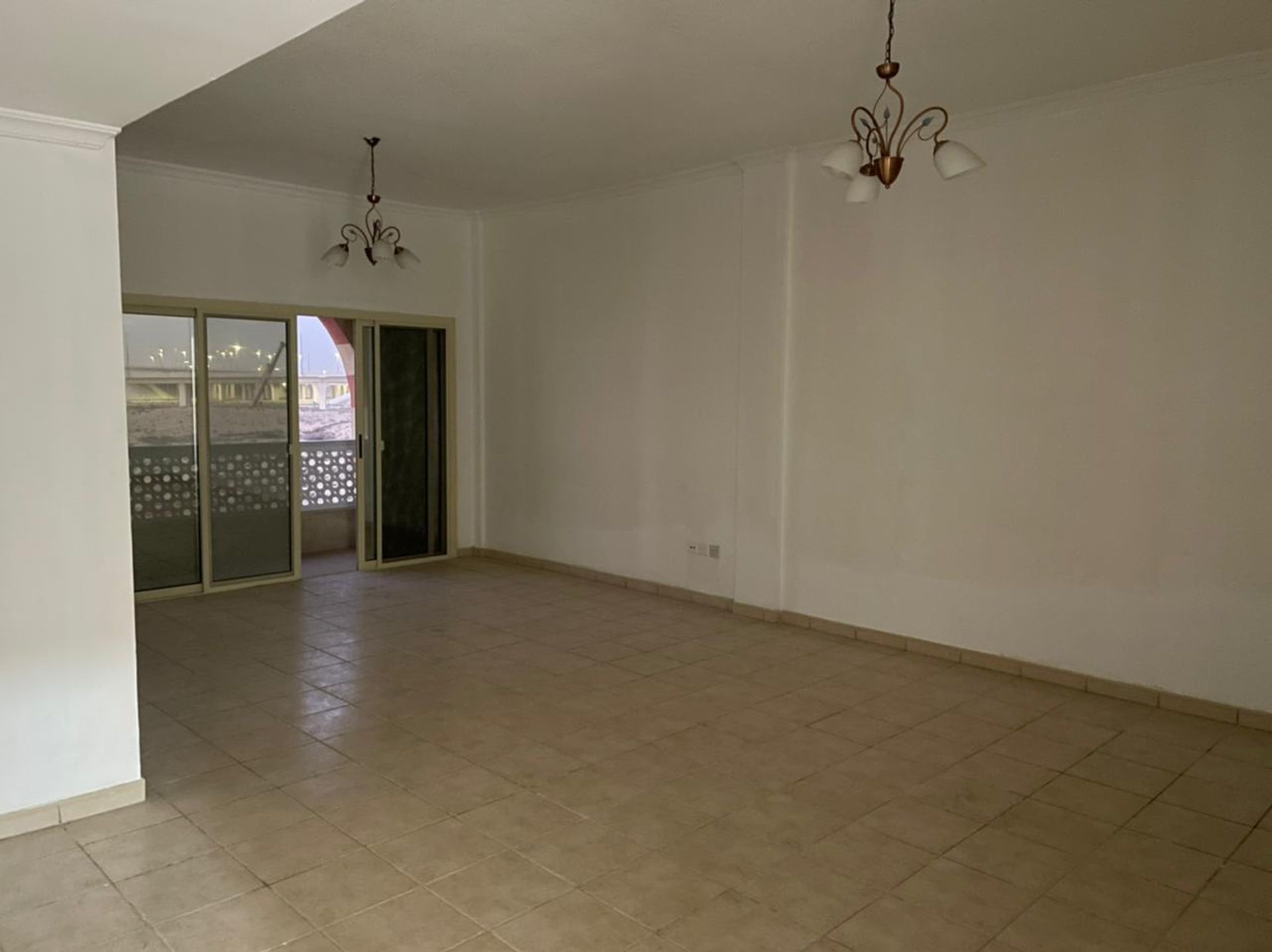 Condominium in 'Ud al Bayda', Dubayy 10829787