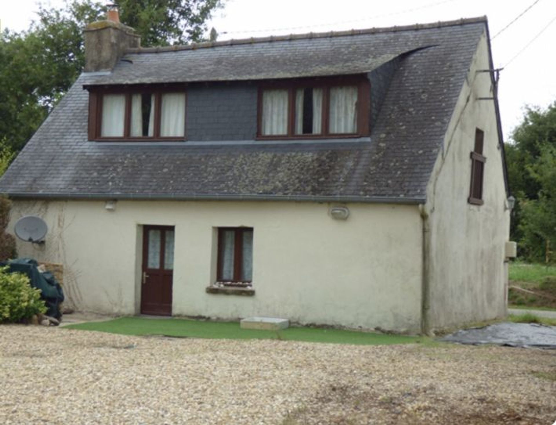 rumah dalam Caro, Brittany 10829868