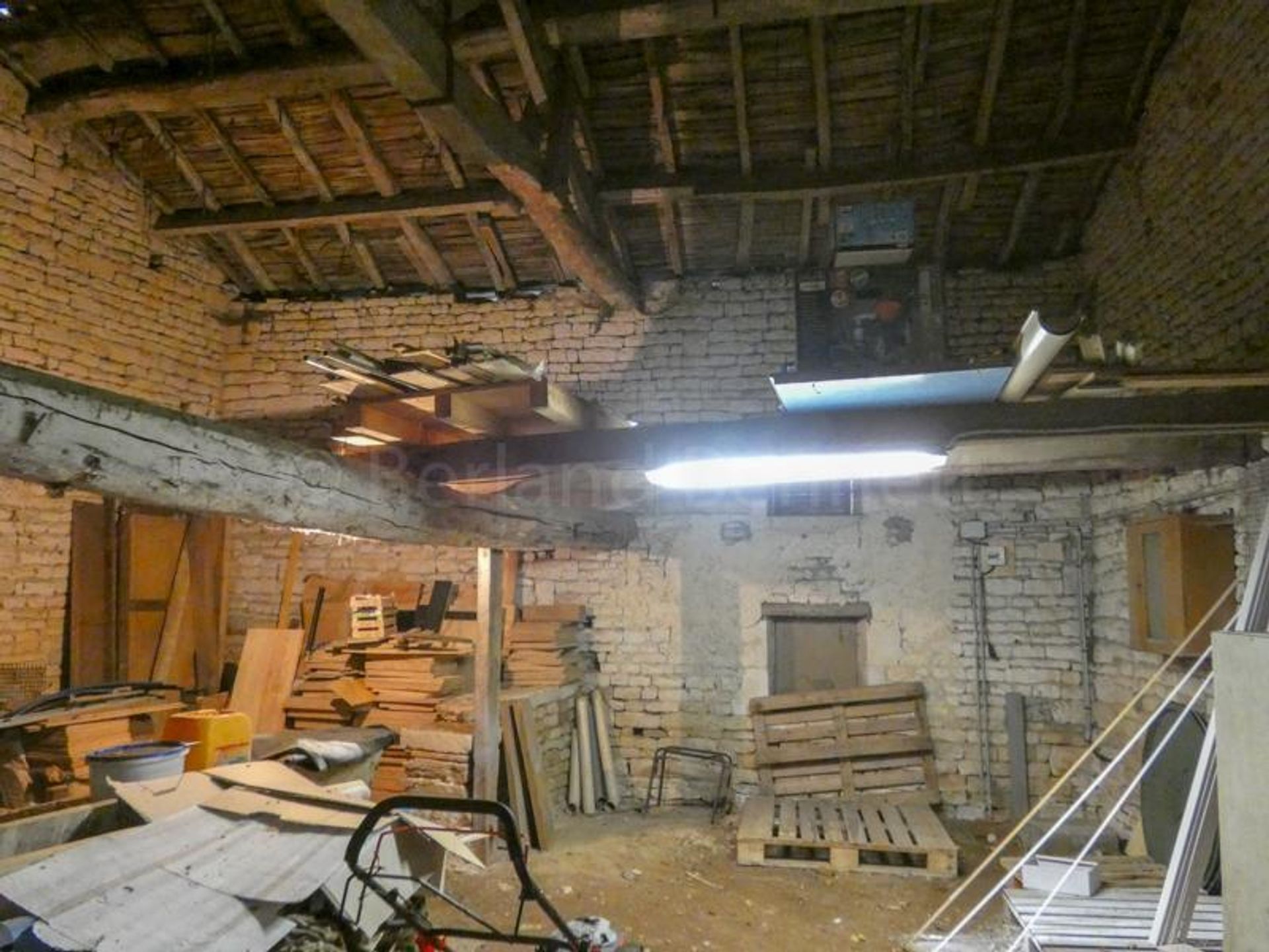 casa no Ruffec, Nouvelle-Aquitaine 10829876