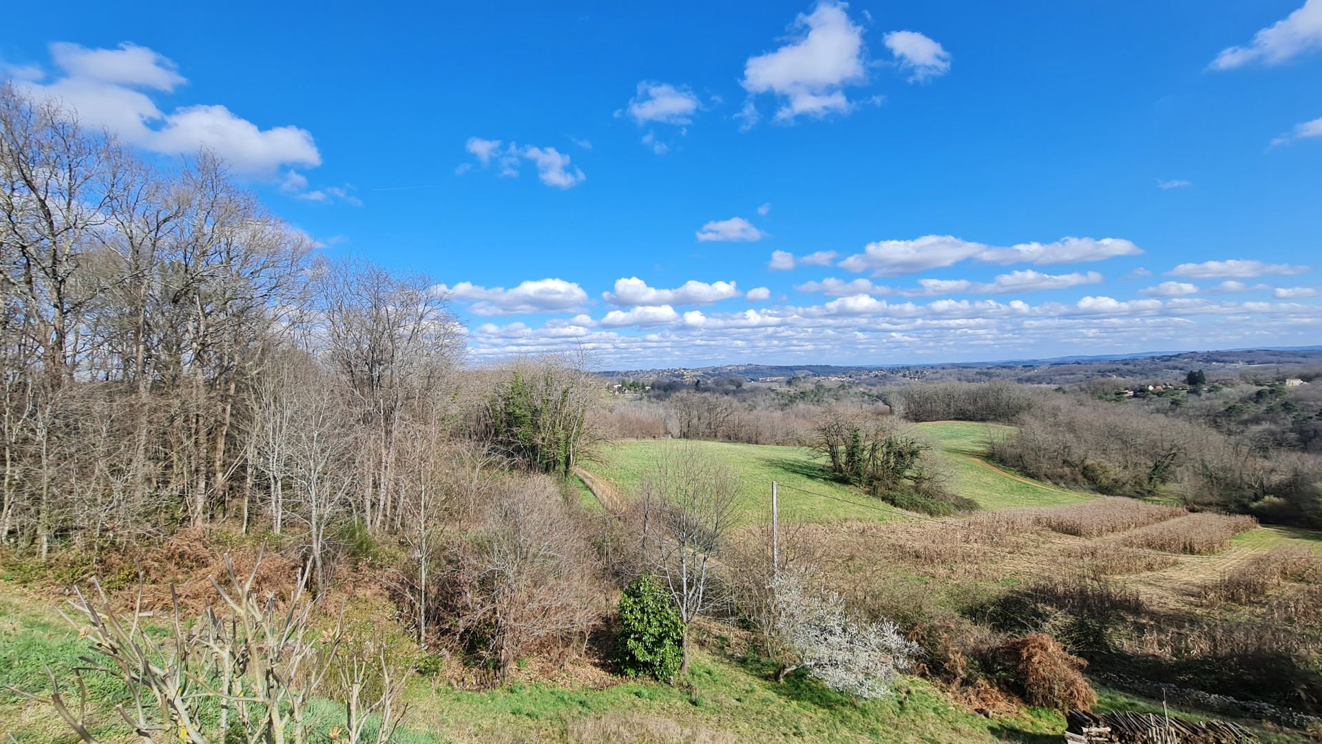 Otro en Vitrac, Nouvelle-Aquitaine 10829979