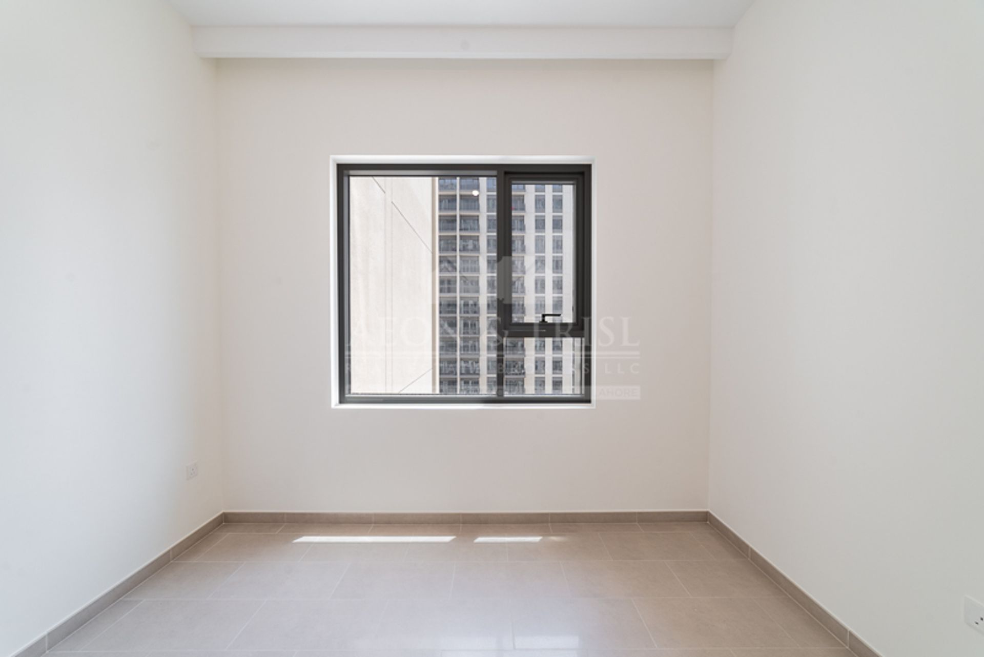 Condominium in Dubai, Dubai 10830059