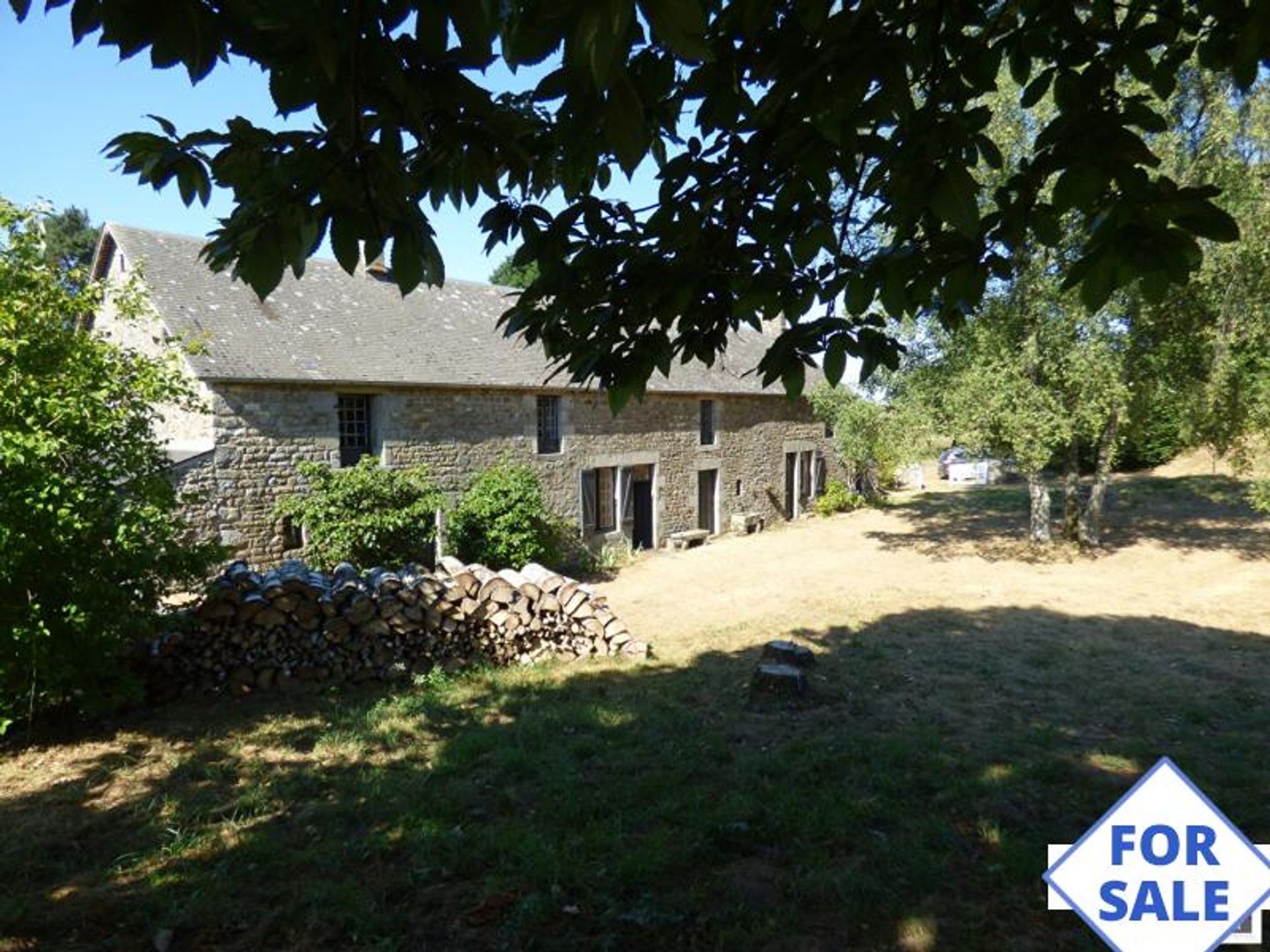 casa en Pre-en-Pail, Pays de la Loire 10830112