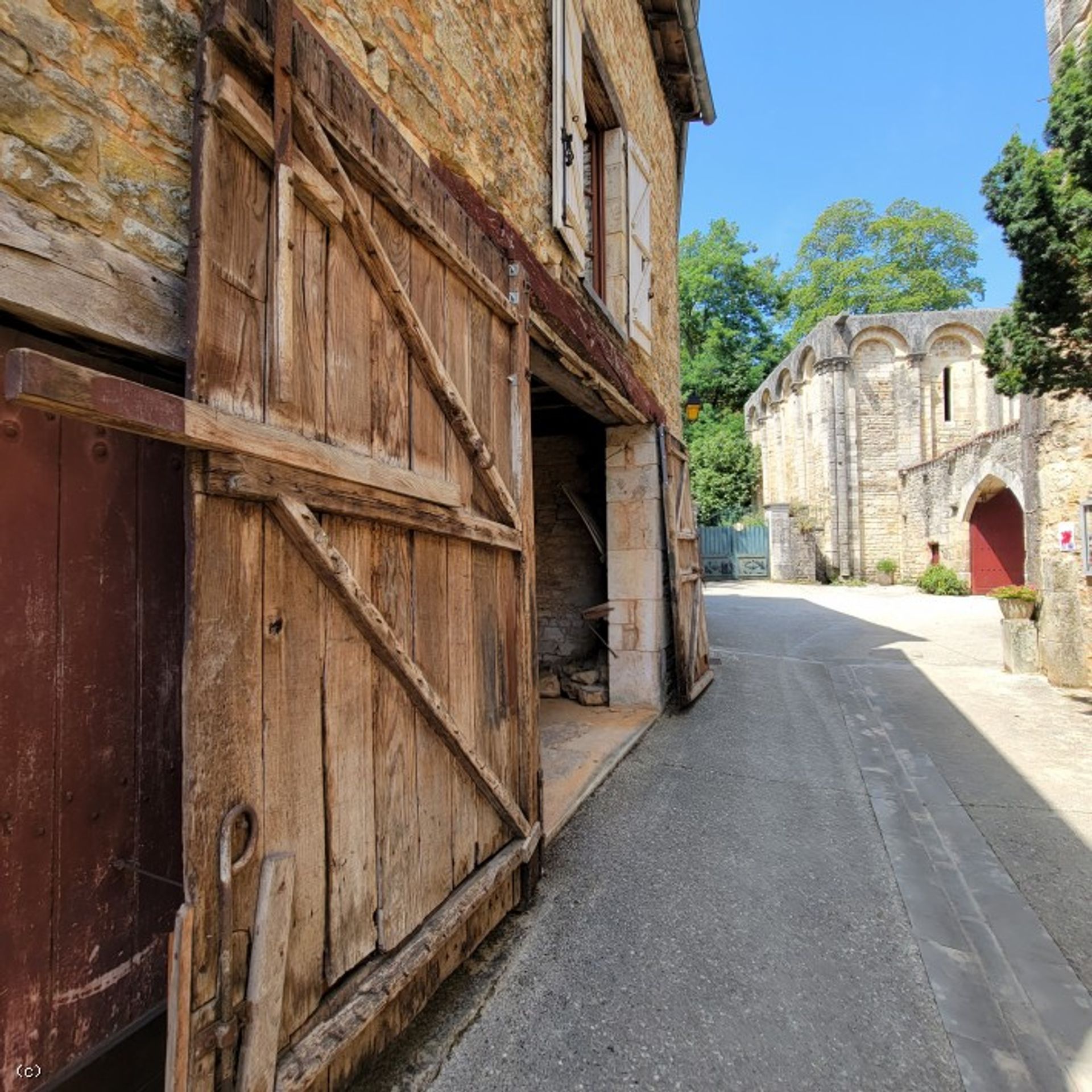 casa en Nanteuil-en-Vallée, Nouvelle-Aquitaine 10830211