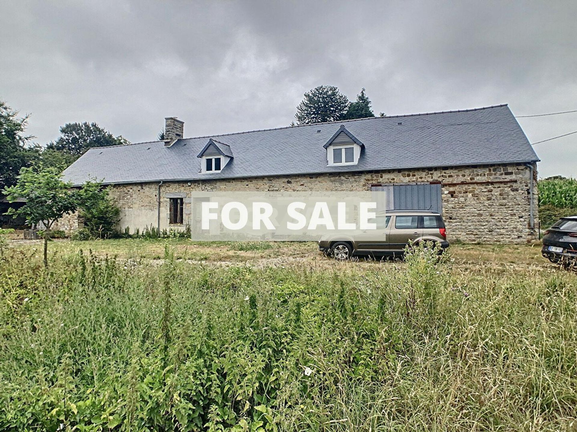 Casa nel Saint-Clément-Rancoudray, Normandy 10830505