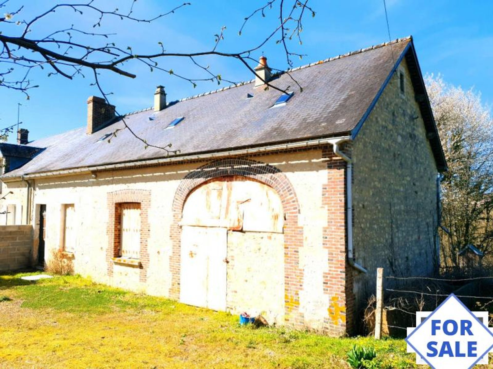 Huis in Mortagne-au-Perche, Normandy 10830586