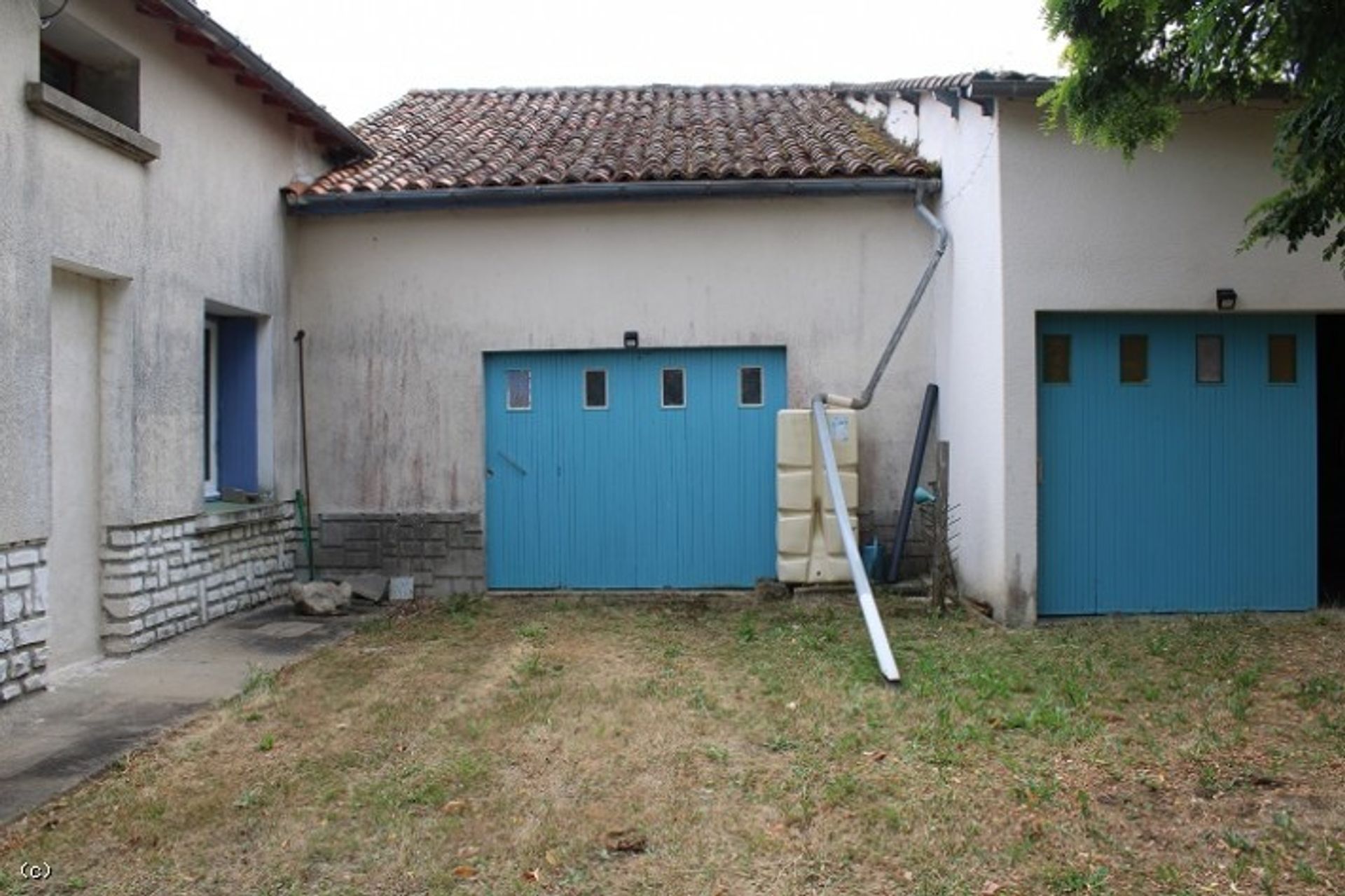 Huis in Villefagnan, Nouvelle-Aquitaine 10830853