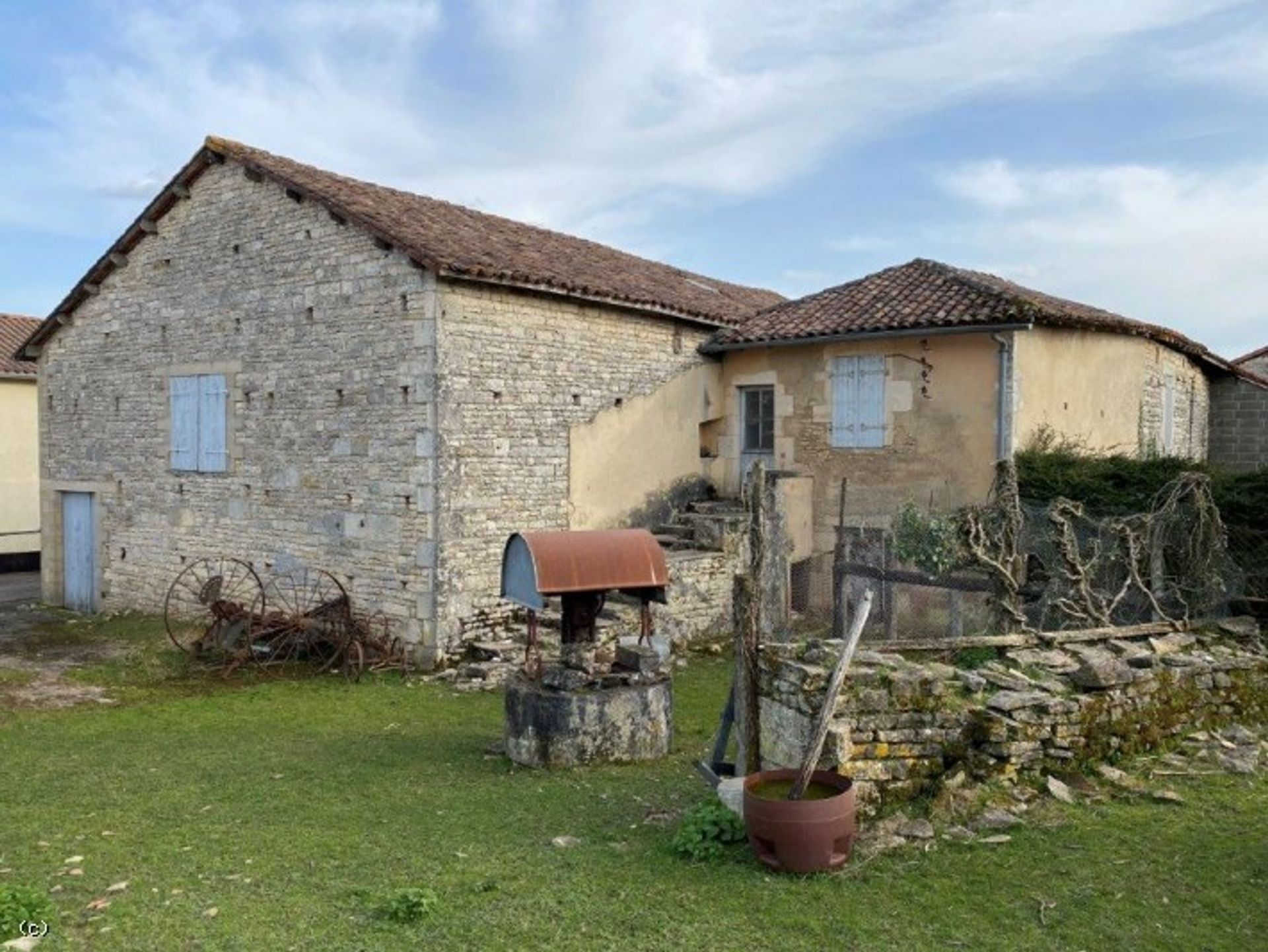 Muu sisään Aunac-sur-Charente, Nouvelle-Aquitaine 10830907