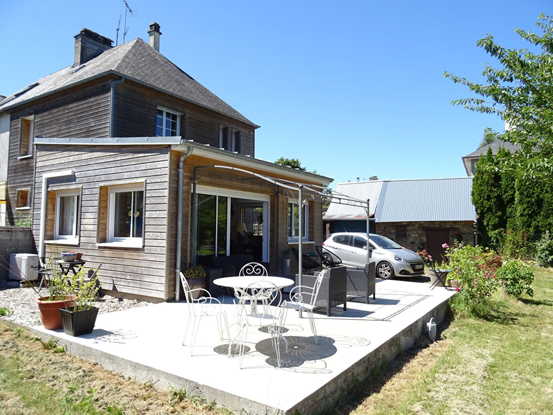 rumah dalam Le Neufbourg, Normandie 10831152