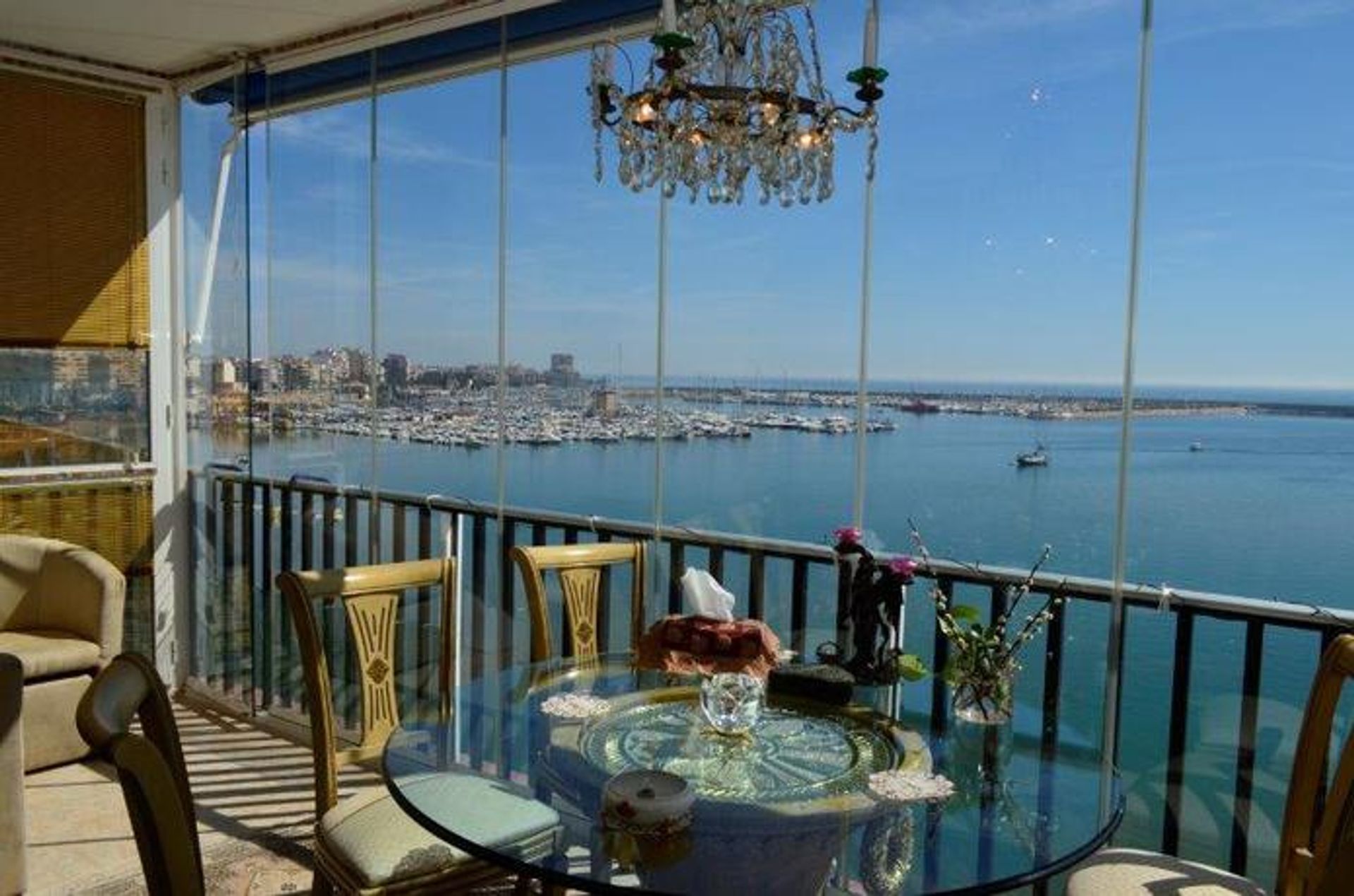 Condominium in Torrevieja, Valencia 10831216