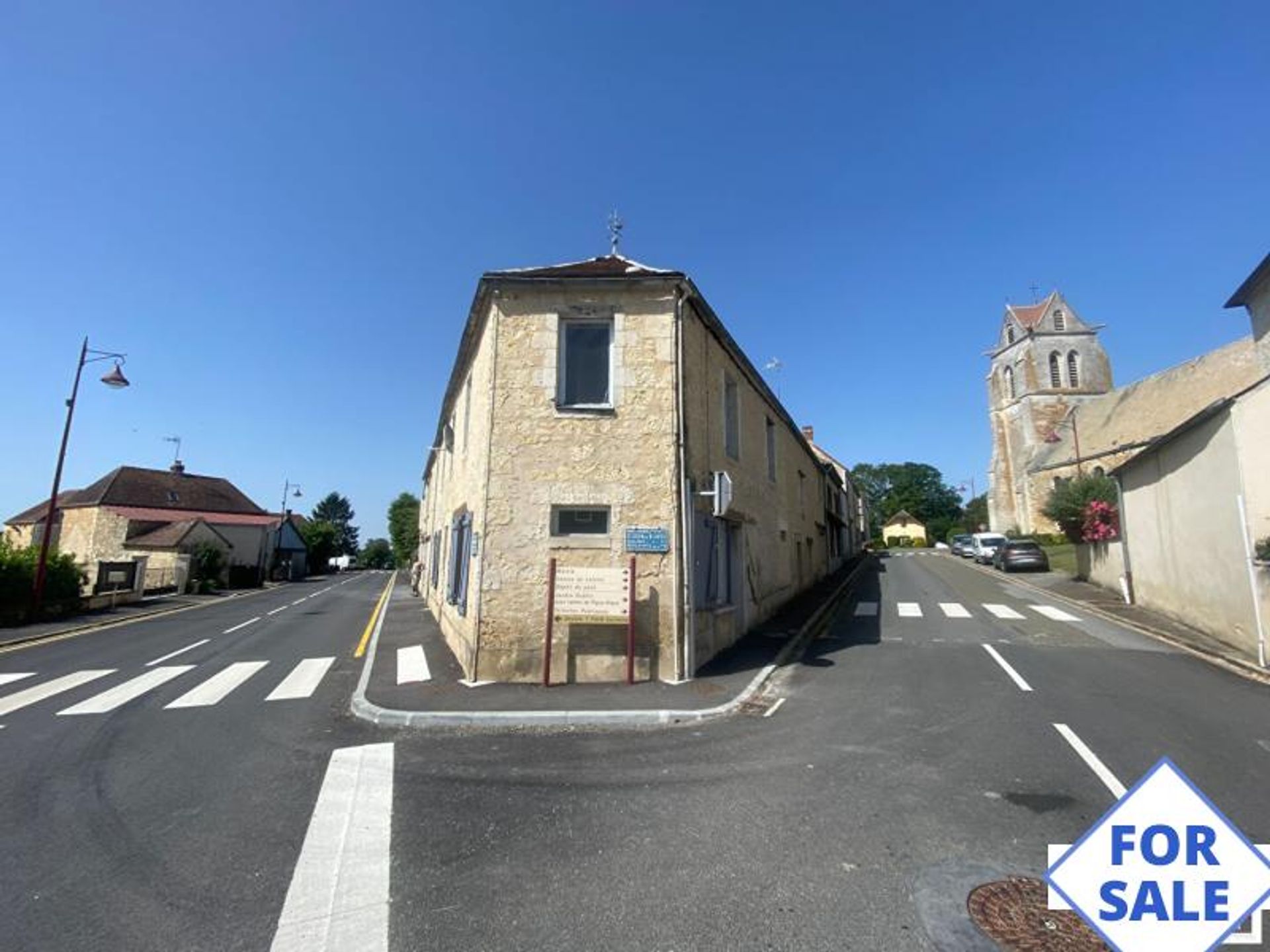 loger dans Saint-Jouin-de-Blavou, Normandy 10831242