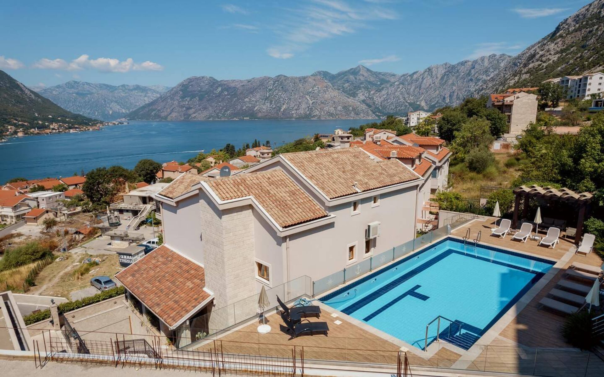 casa no Gornji Bogdašići, Kotor 10831252