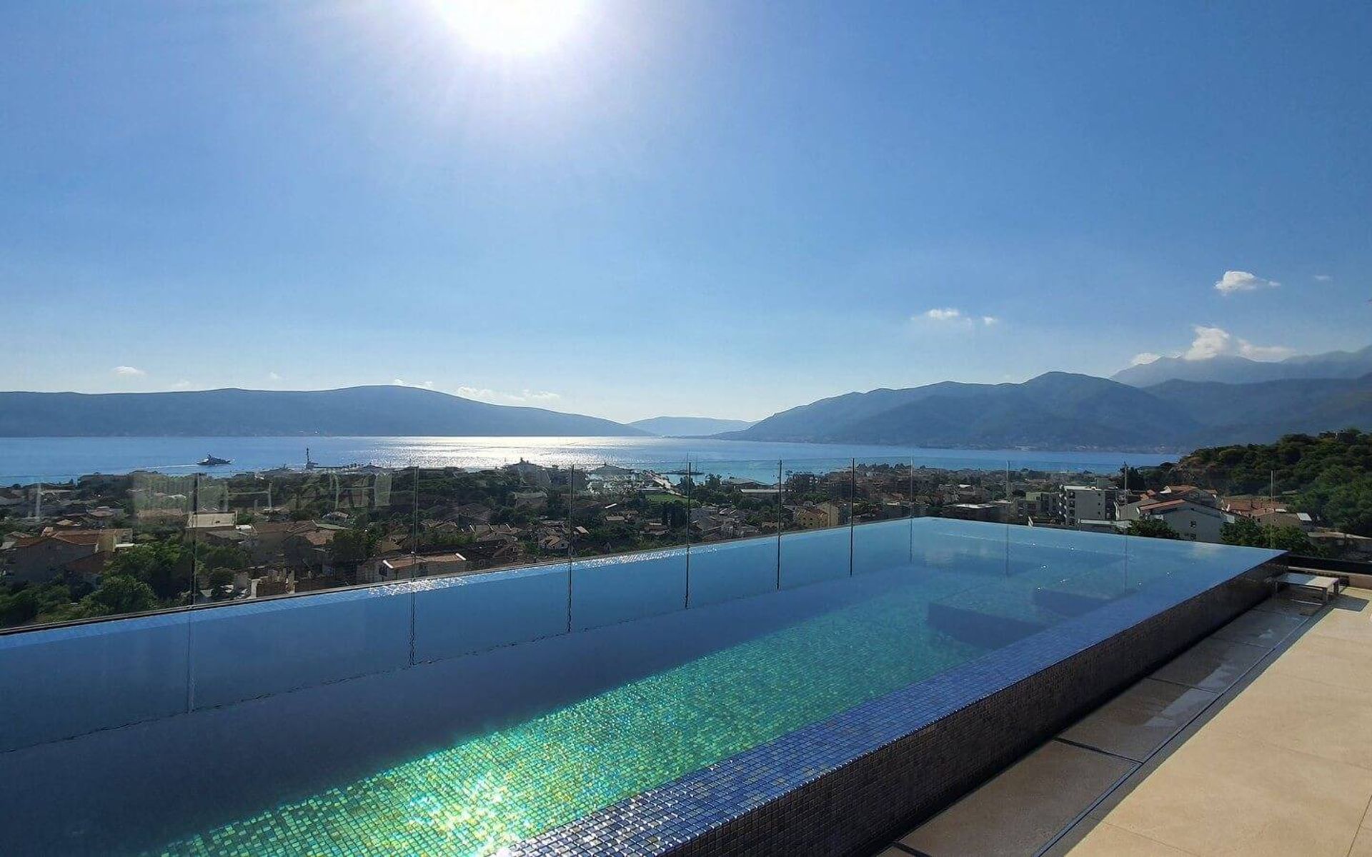 عمارات في Tivat, Opština Tivat 10831264