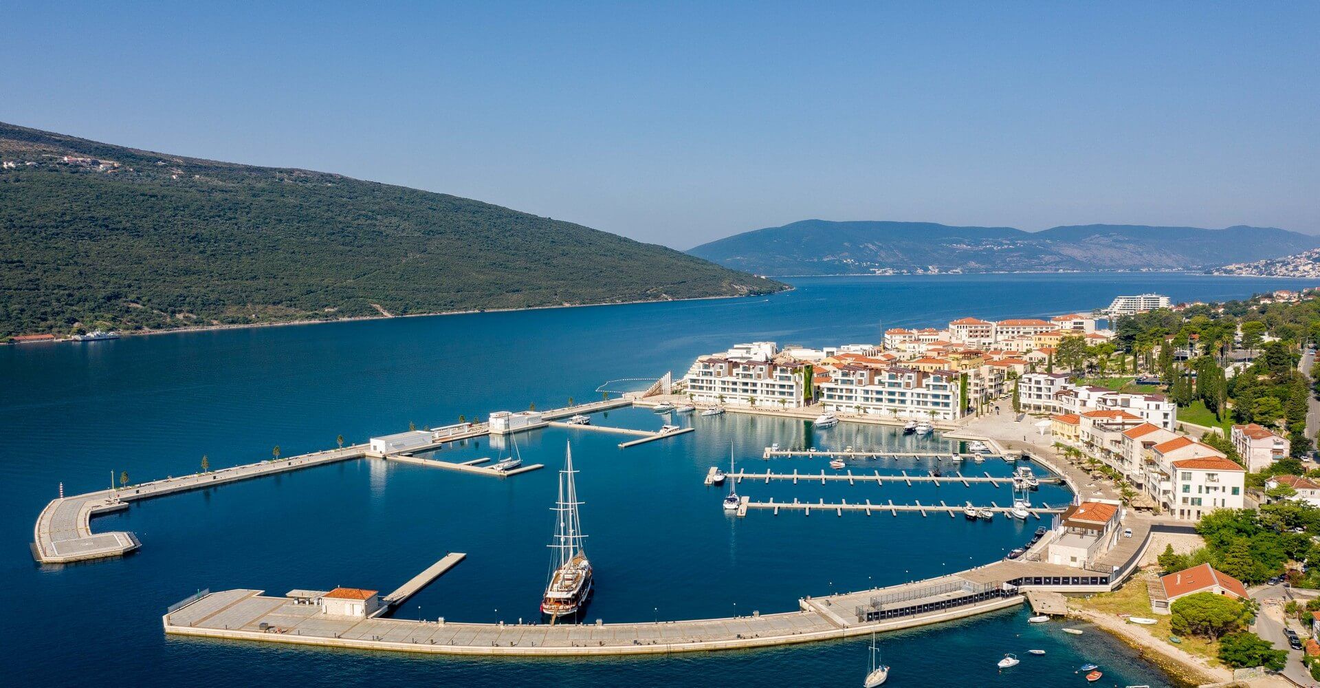 분양 아파트 에 Zelenika, Herceg Novi 10831298