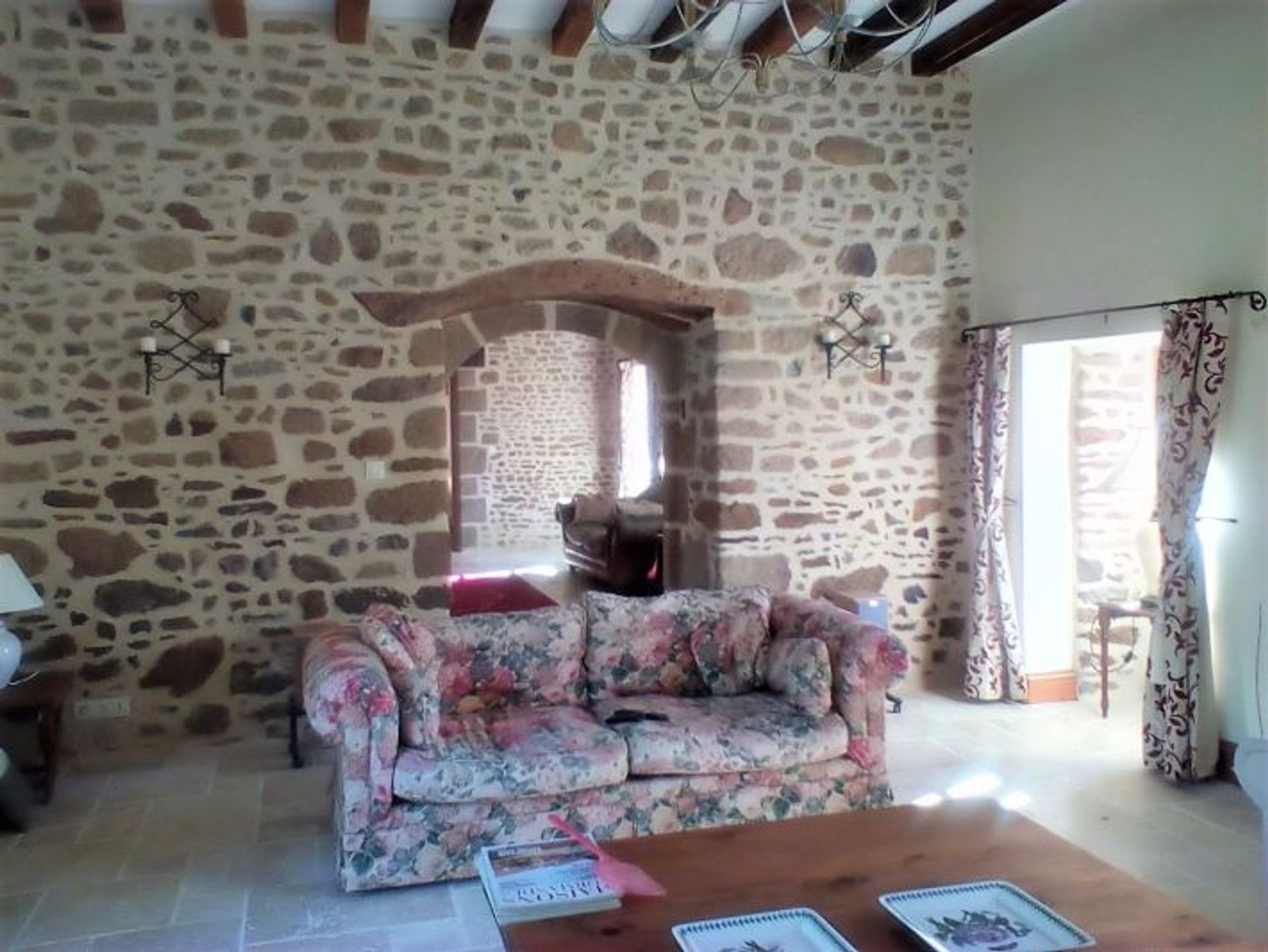 casa no Saint-Pierre-des-Landes, Pays de la Loire 10831327