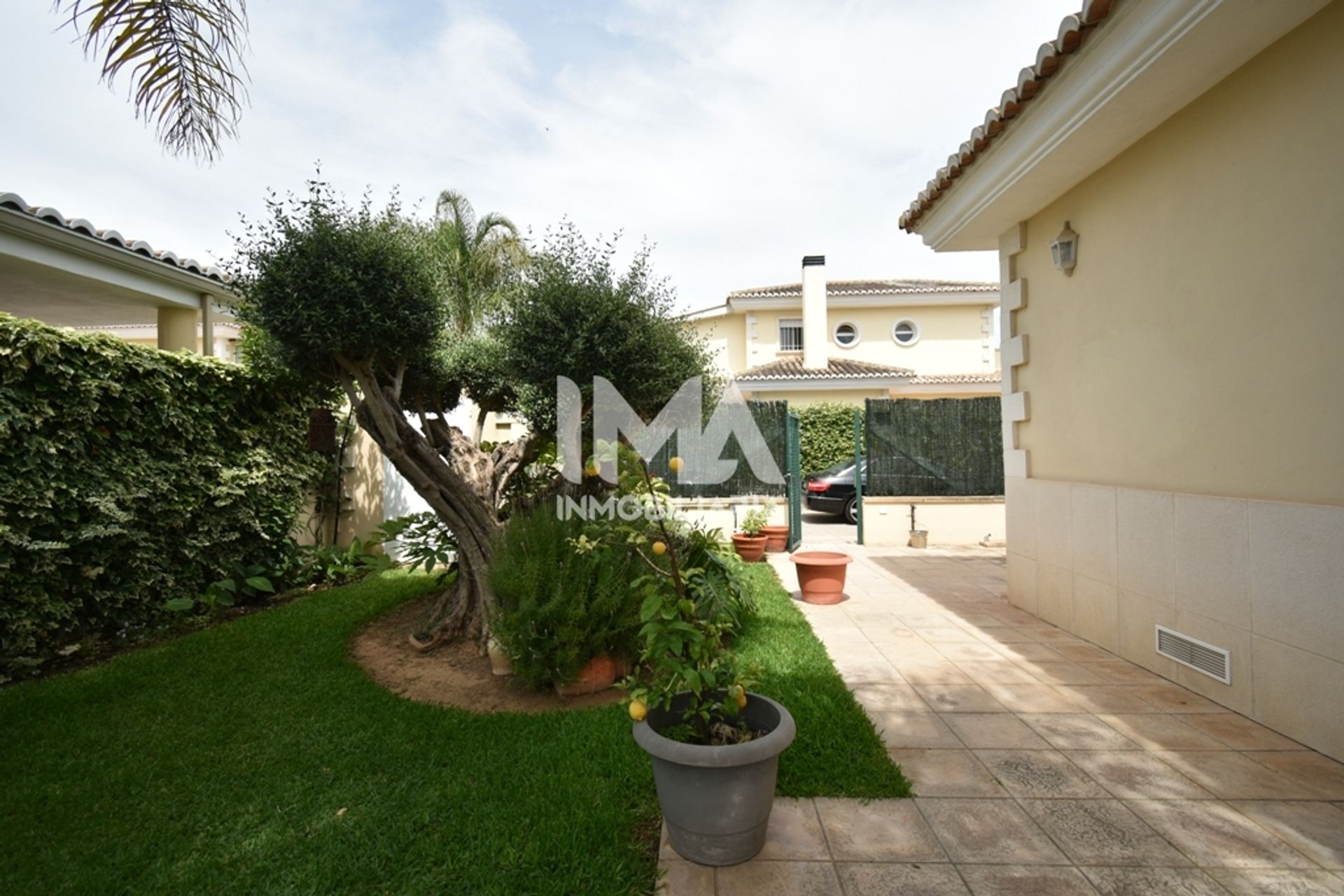 House in La Eliana, Valencia 10831333