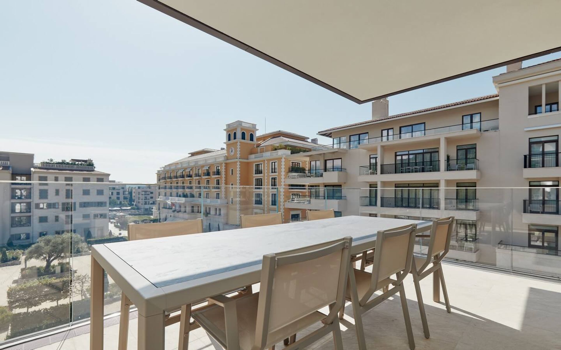 Condominium in Tivat, Tivat 10831364