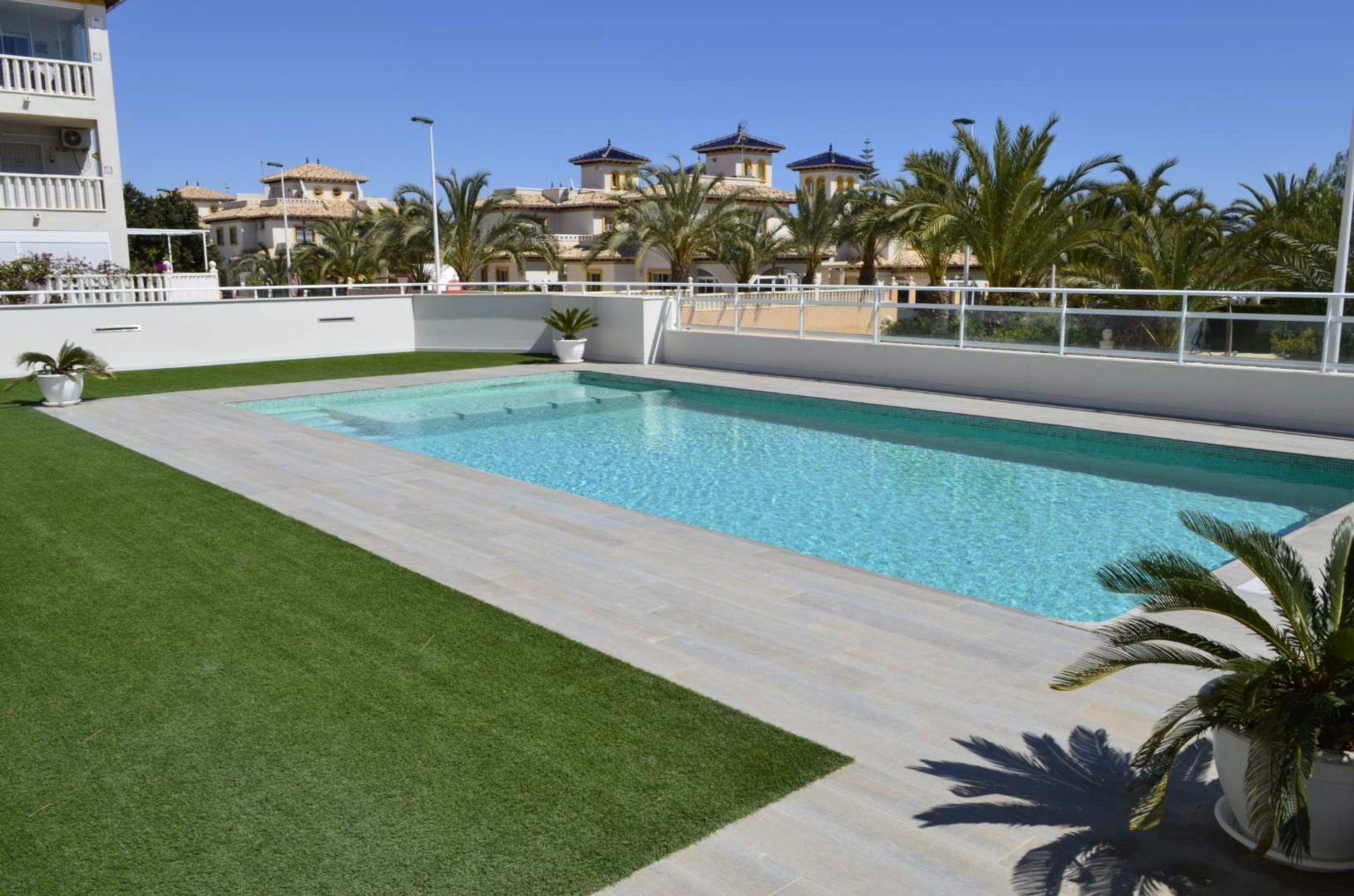 Condominium in La Marina, Valencian Community 10831398