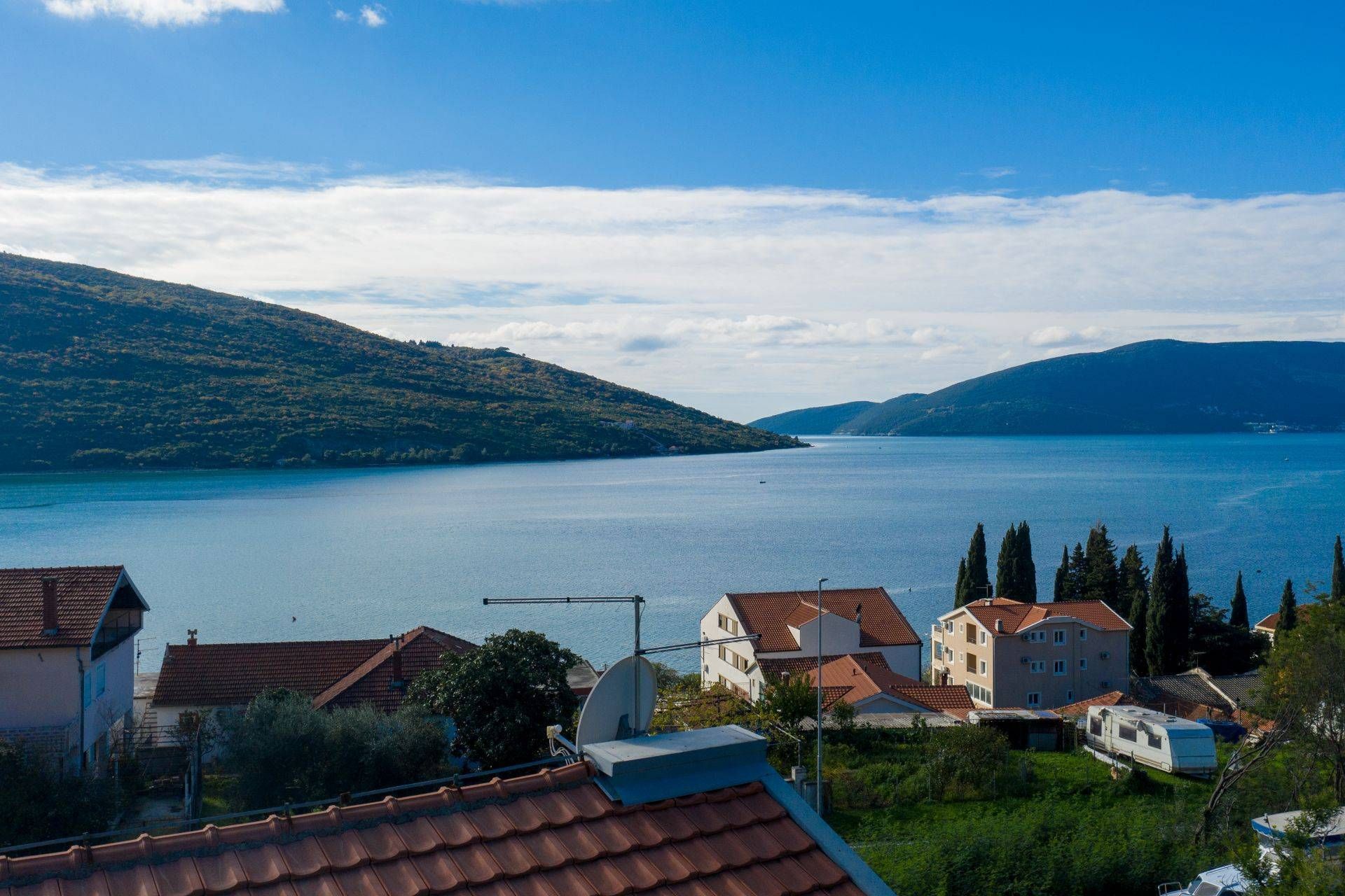 rumah dalam Zelenika, Herceg Novi 10831443