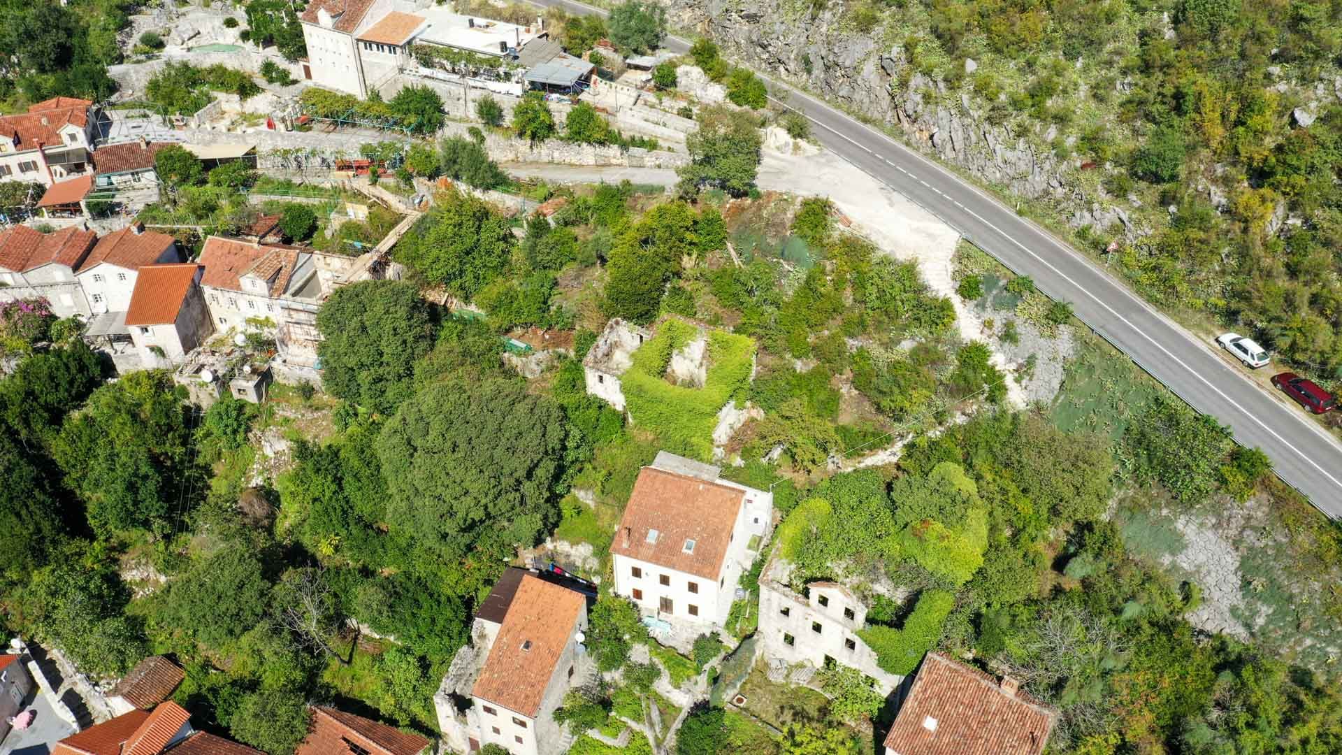 Land im Perast, Kotor Municipality 10831482