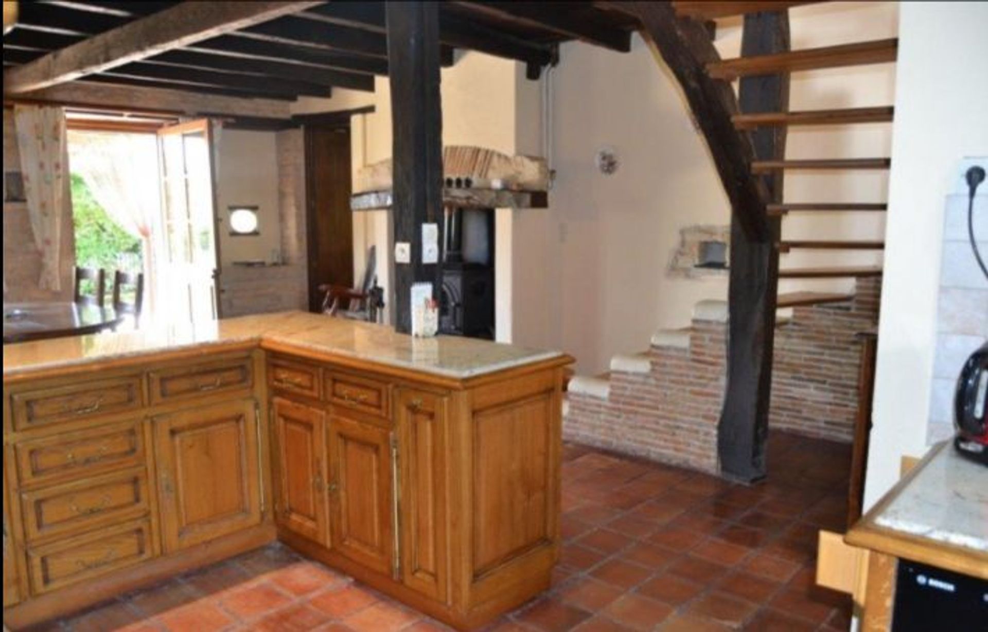 Hus i Champagne-Mouton, Nouvelle-Aquitaine 10831483