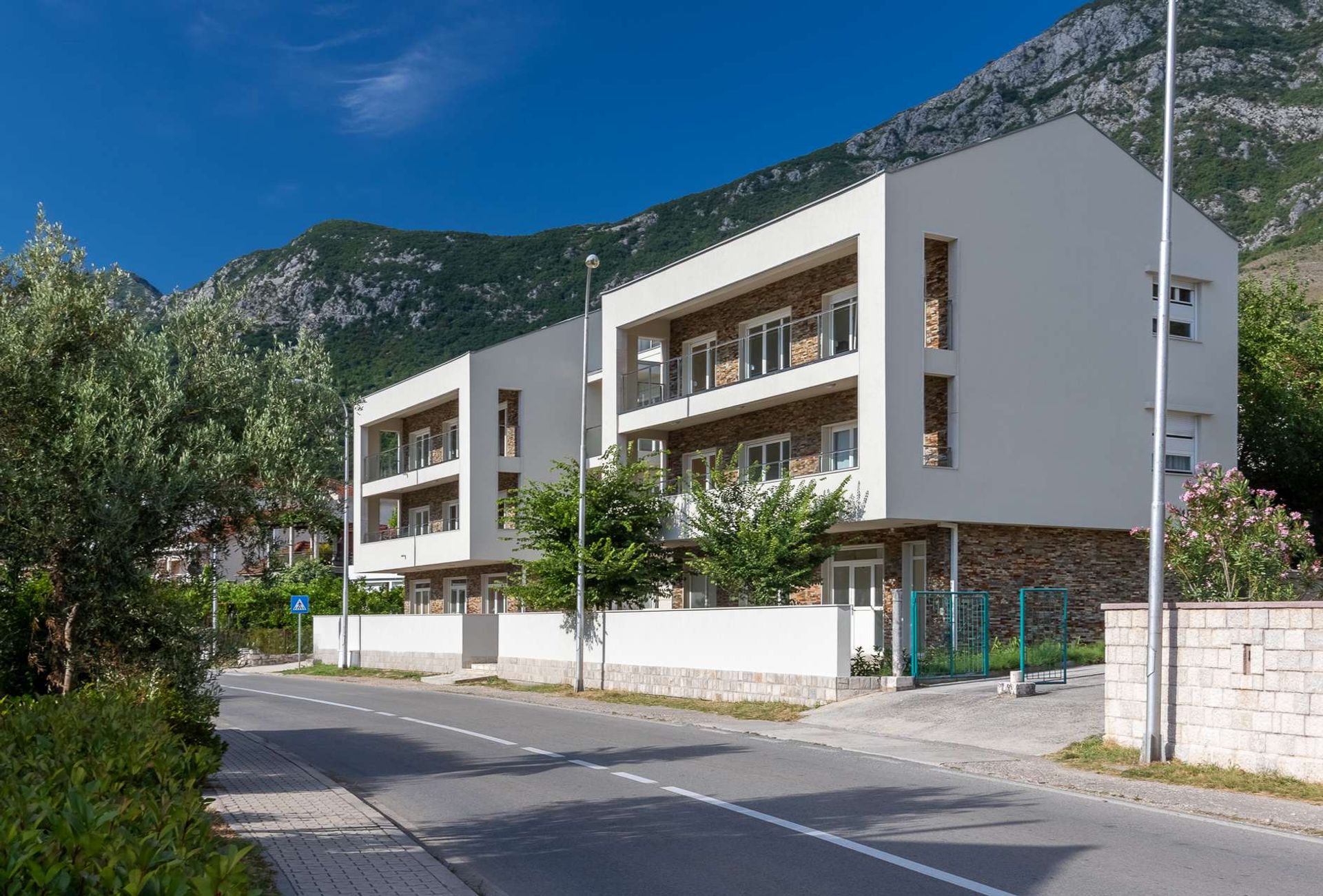 Condominium dans Knezlaz, Kotor 10831508