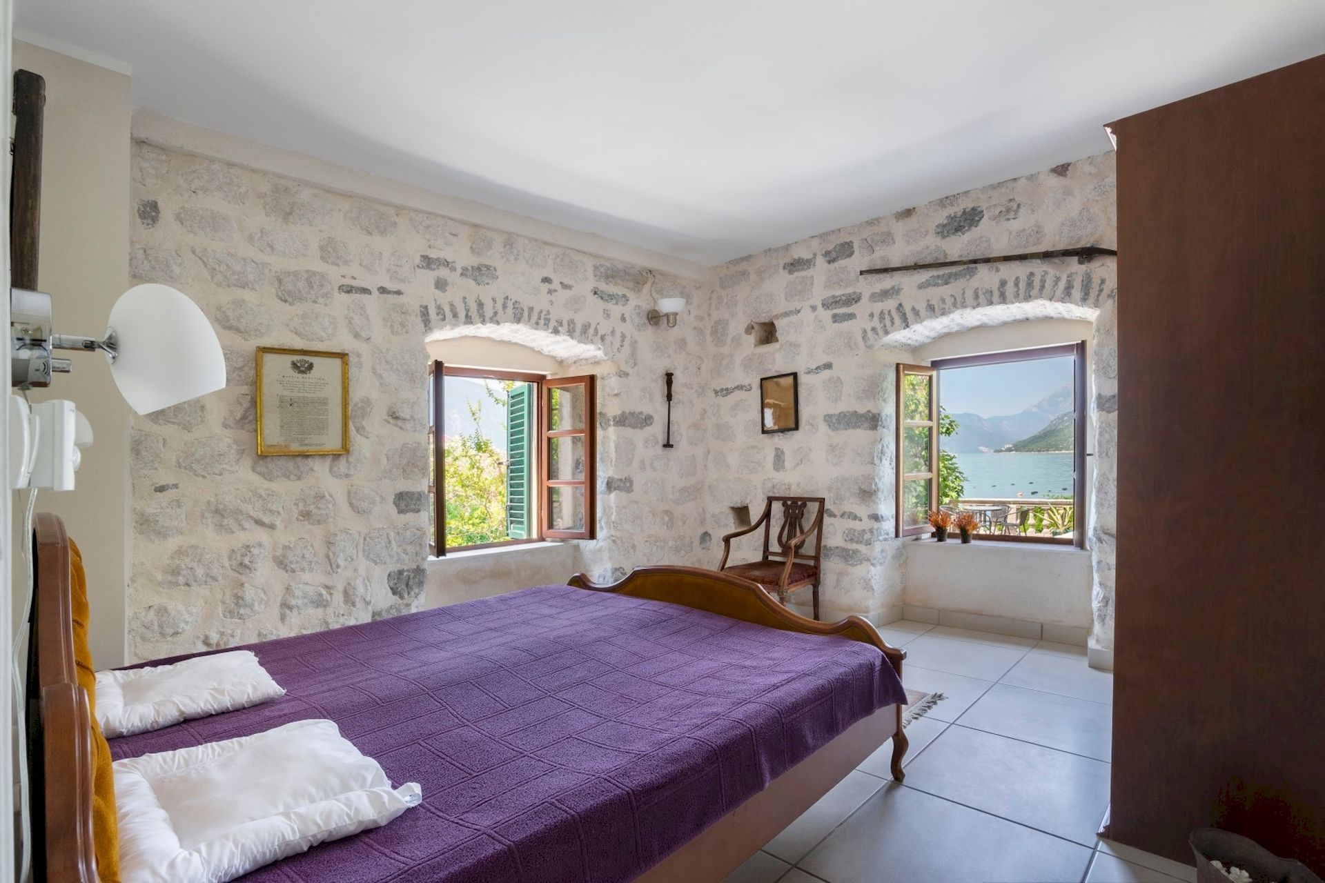 casa en Dobrota, Opština Kotor 10831537