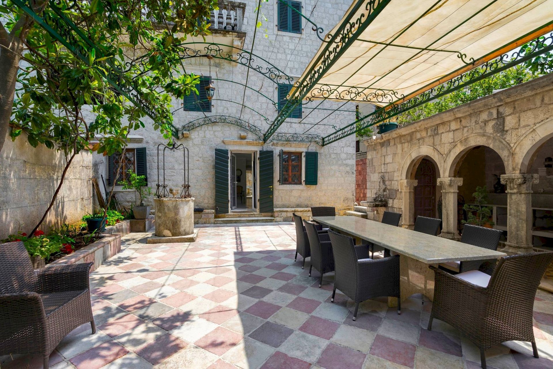 casa en Dobrota, Opština Kotor 10831537