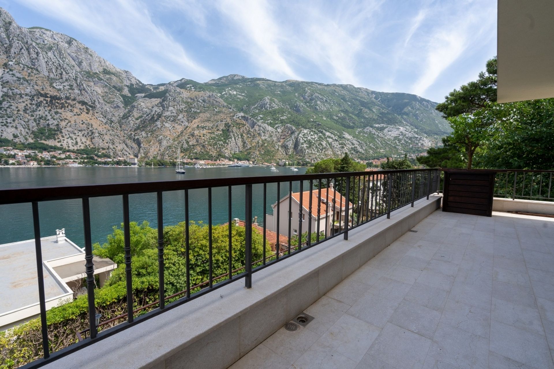 بيت في , Opština Kotor 10831543