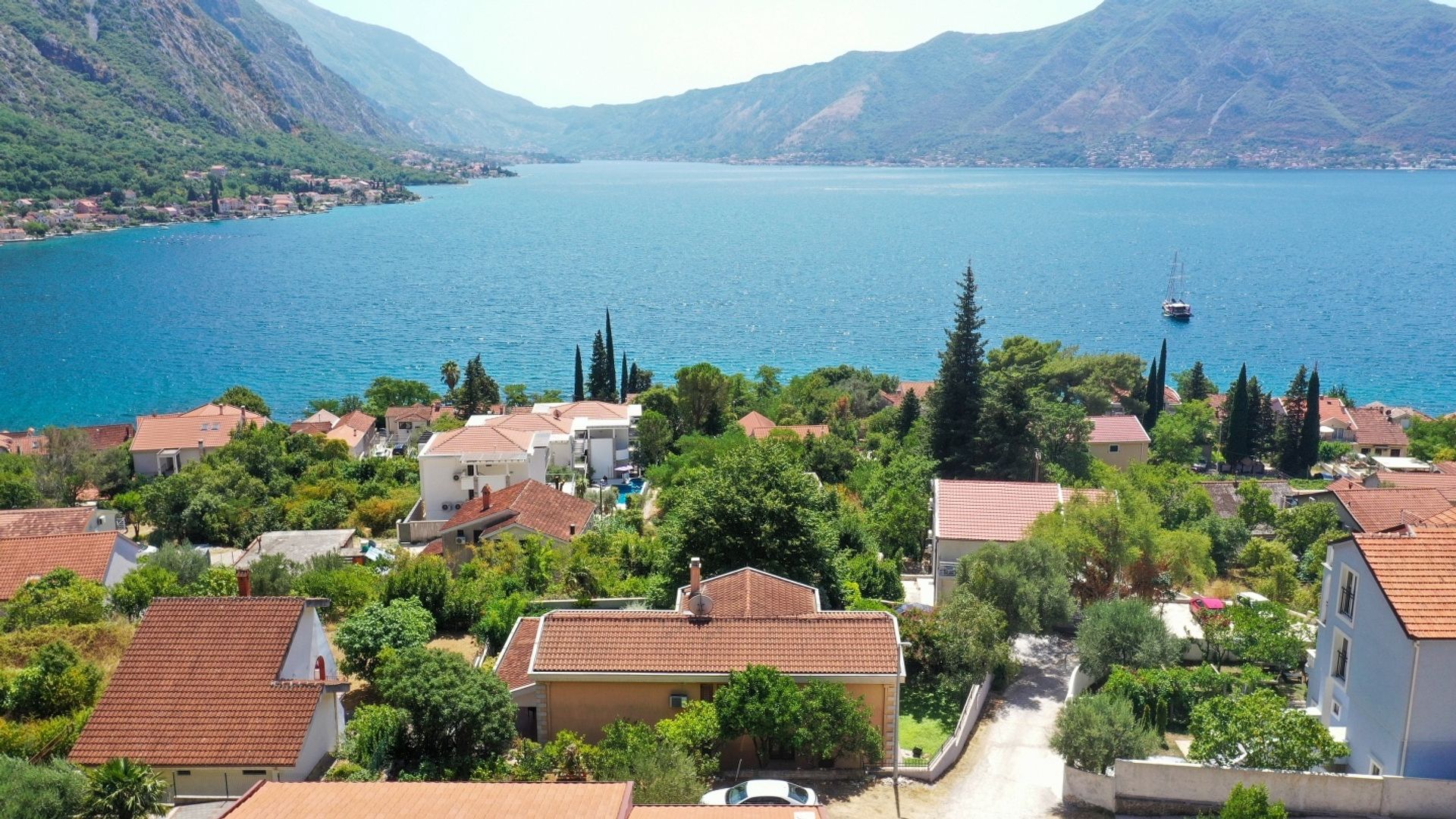 Hus i Donji Orahovac, Kotor 10831576