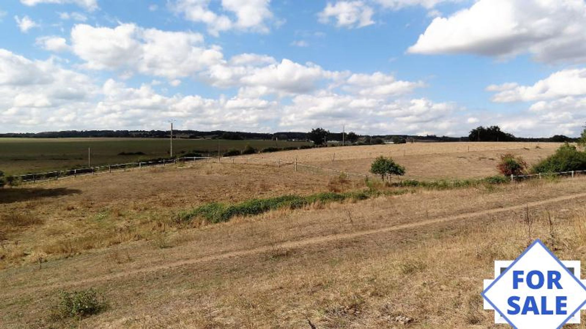 Casa nel Saint-Paul-le-Gaultier, Pays de la Loire 10831639