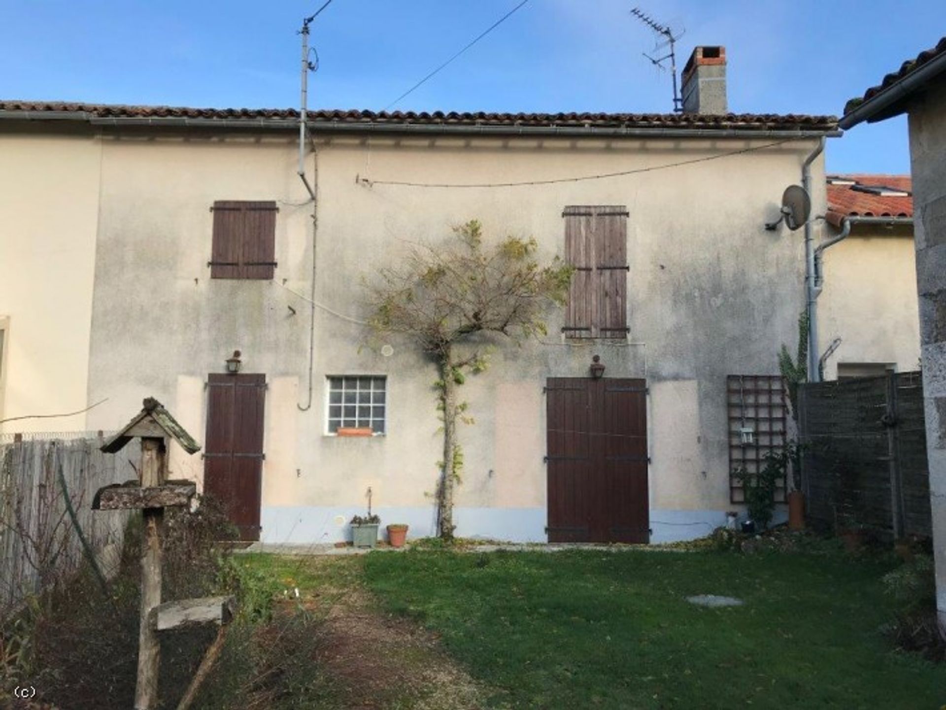 Hus i Civray, Nouvelle-Aquitaine 10831755