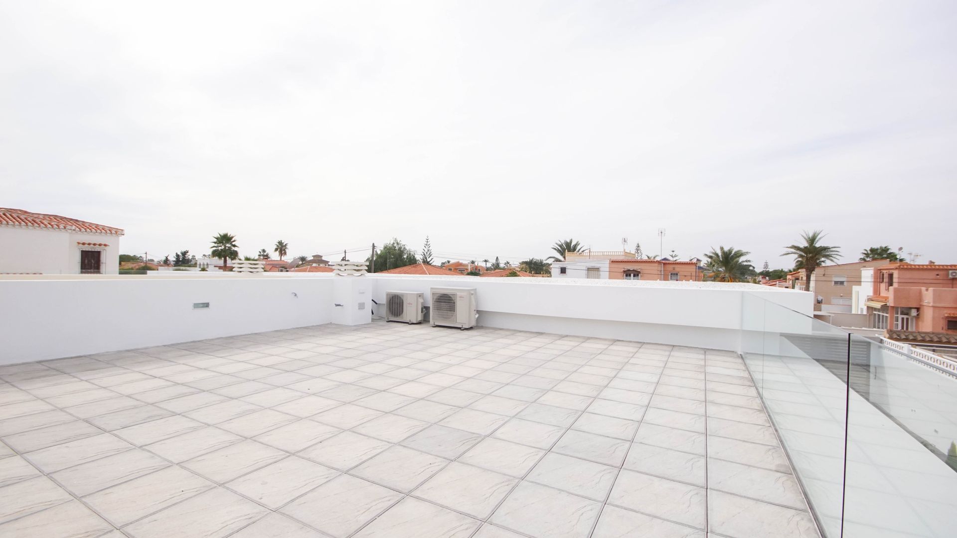 rumah dalam Torrevieja, Valencian Community 10831860