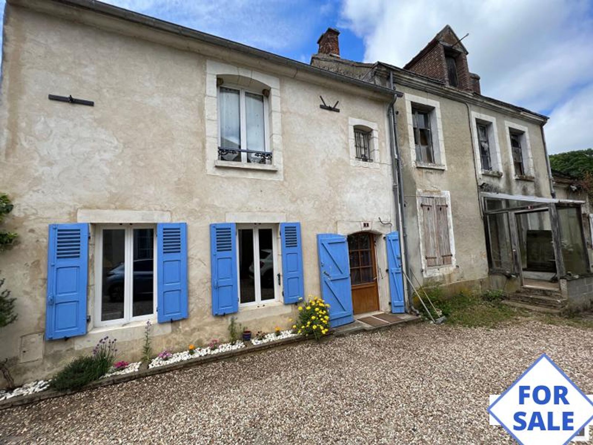 Condominium in La Chapelle-Montligeon, Normandie 10831892