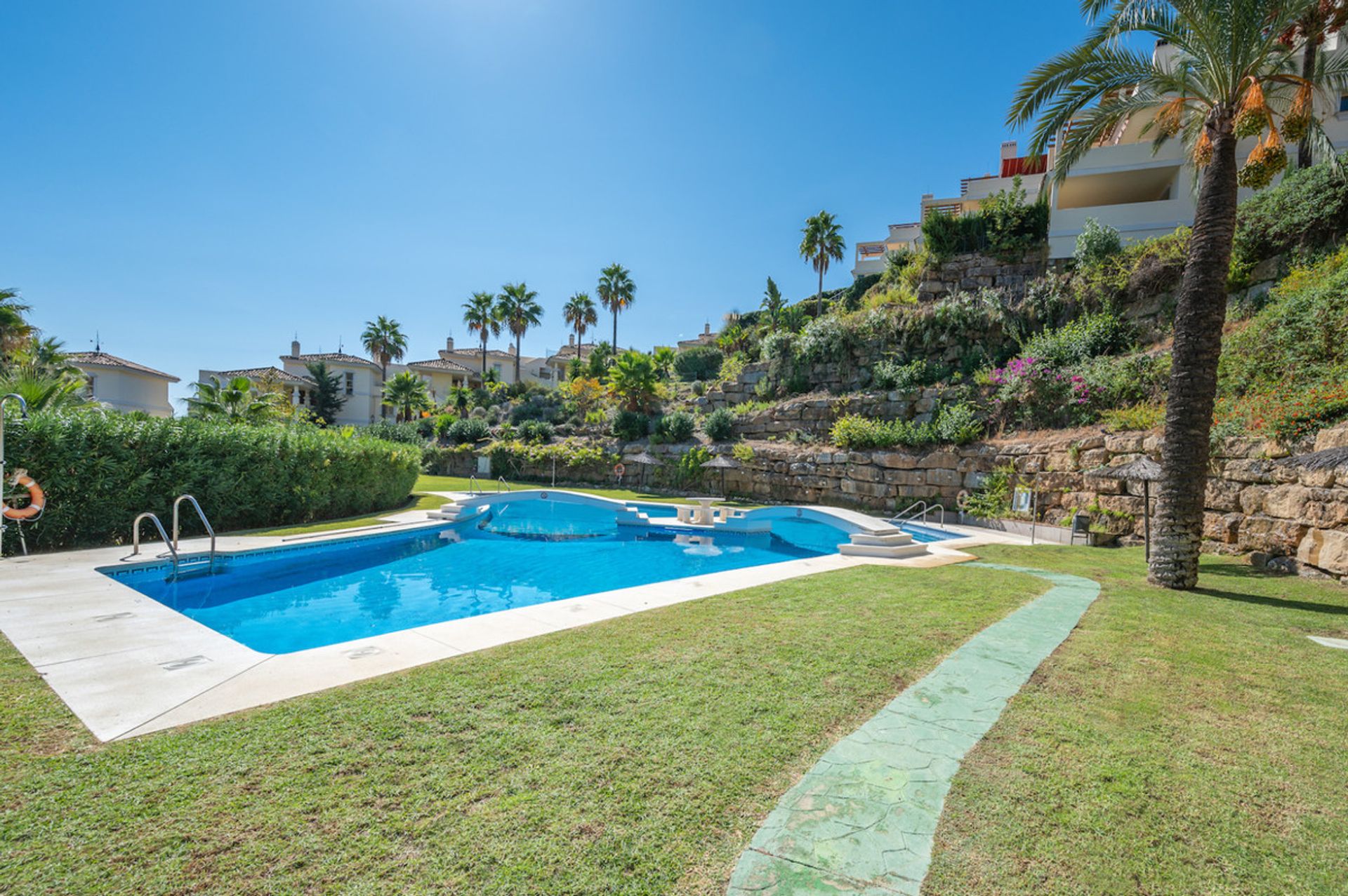 rumah dalam Marbella, Andalucía 10833341