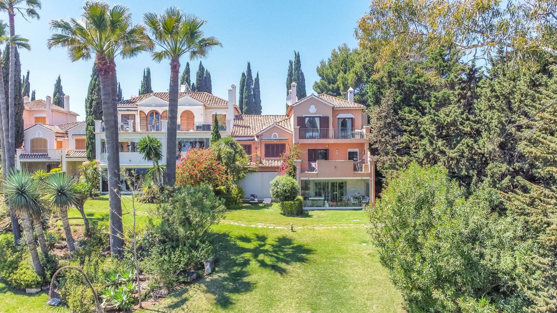 Huis in Marbella, Andalucía 10833401