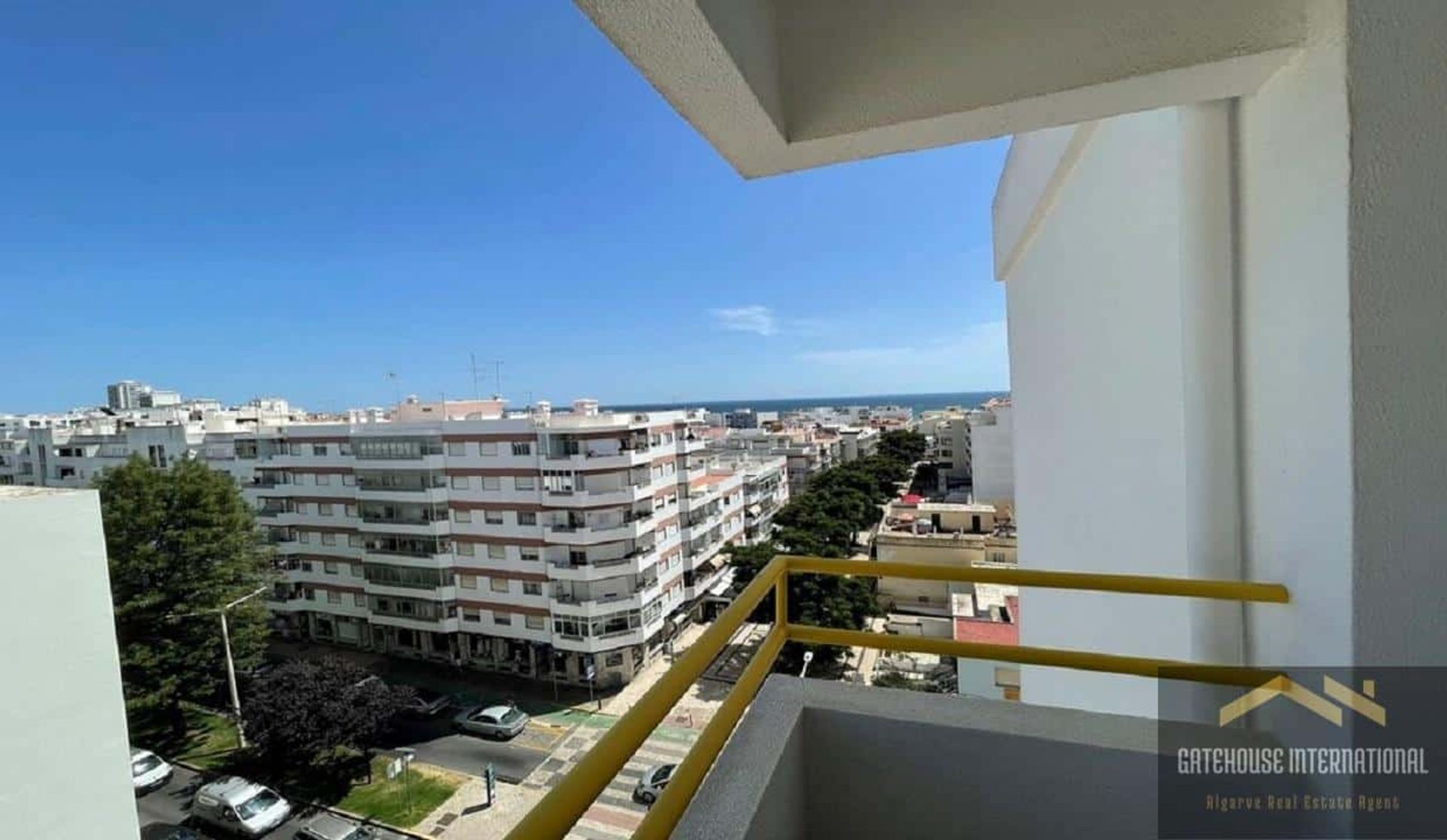 Condominium in Quarteira, Faro 10833519