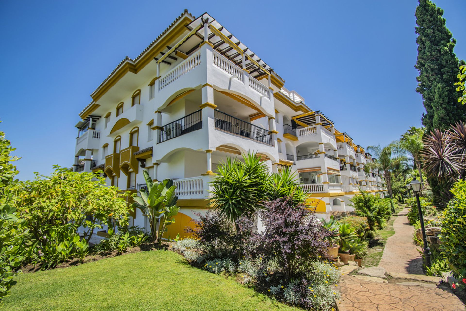 Kondominium dalam Marbella, Andalucía 10833620