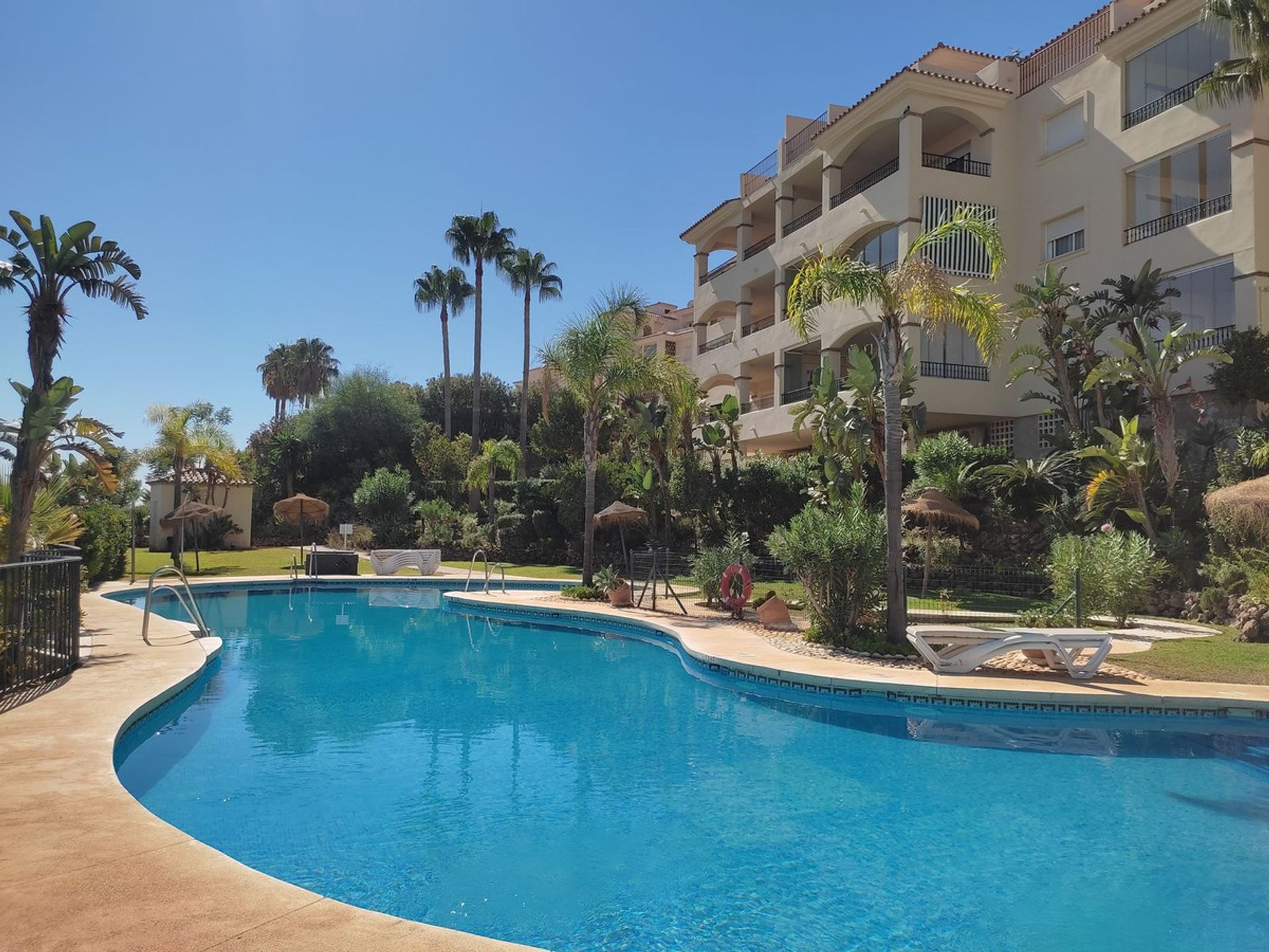 Condominium in Fuengirola, Andalusië 10833934