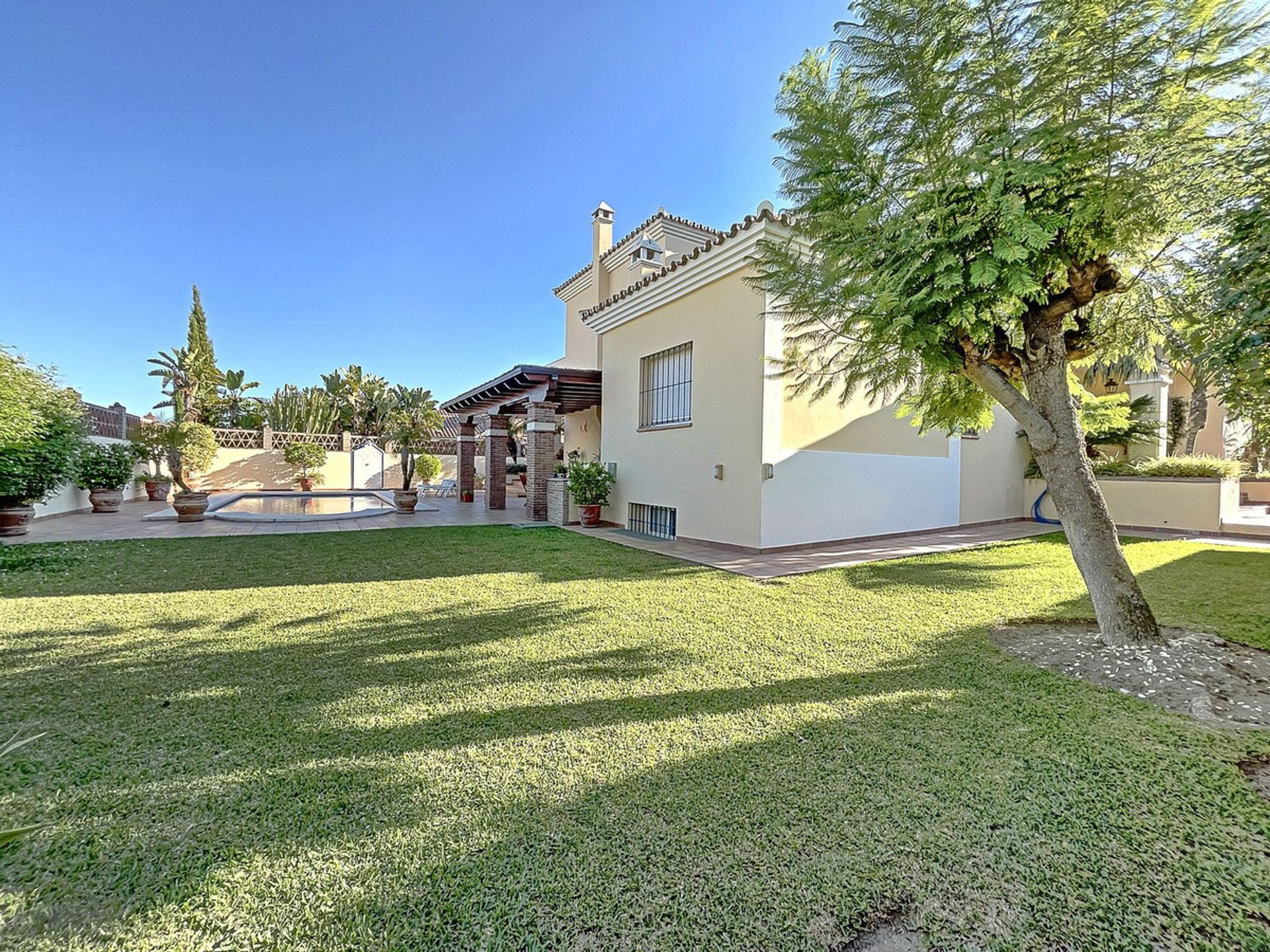 Huis in San Pedro de Alcántara, Andalusia 10834017