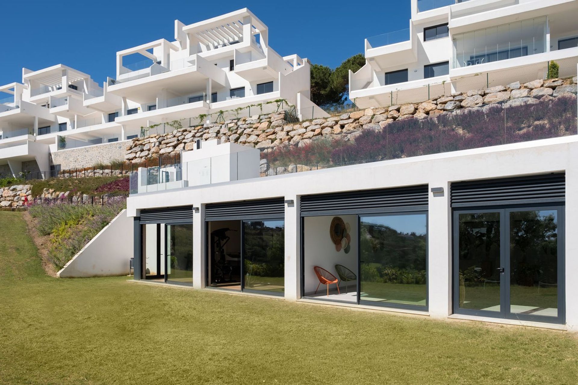 Condominio en , Andalucía 10834209