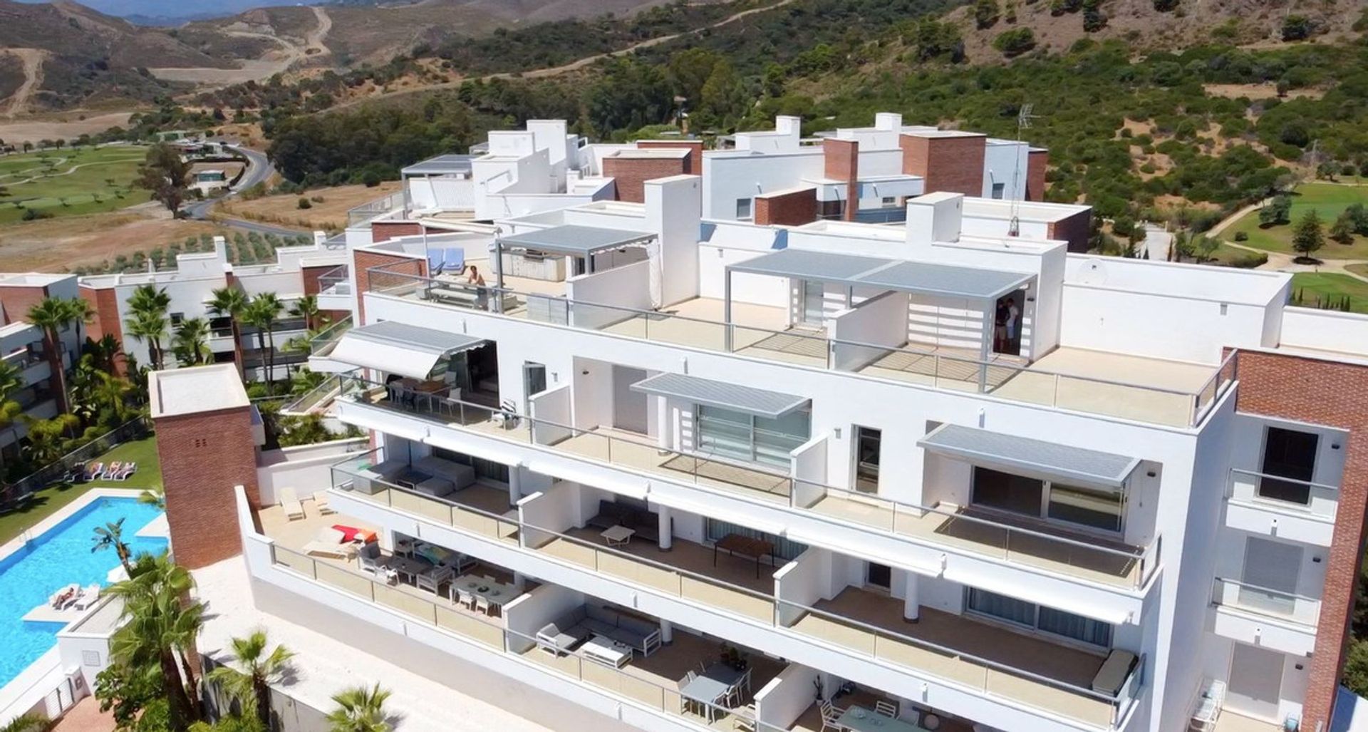 Condominium dans Benahavís, Andalucía 10834269