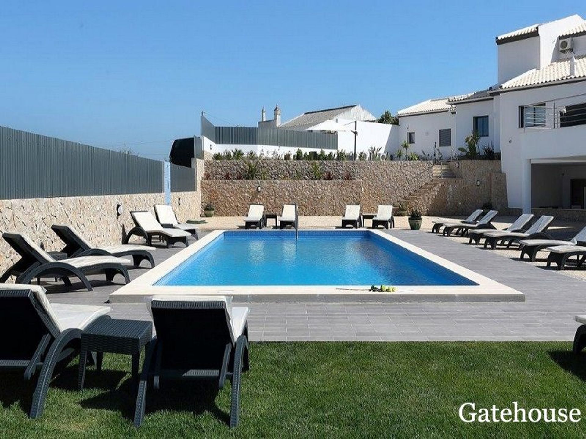 House in Albufeira, Faro District 10834293