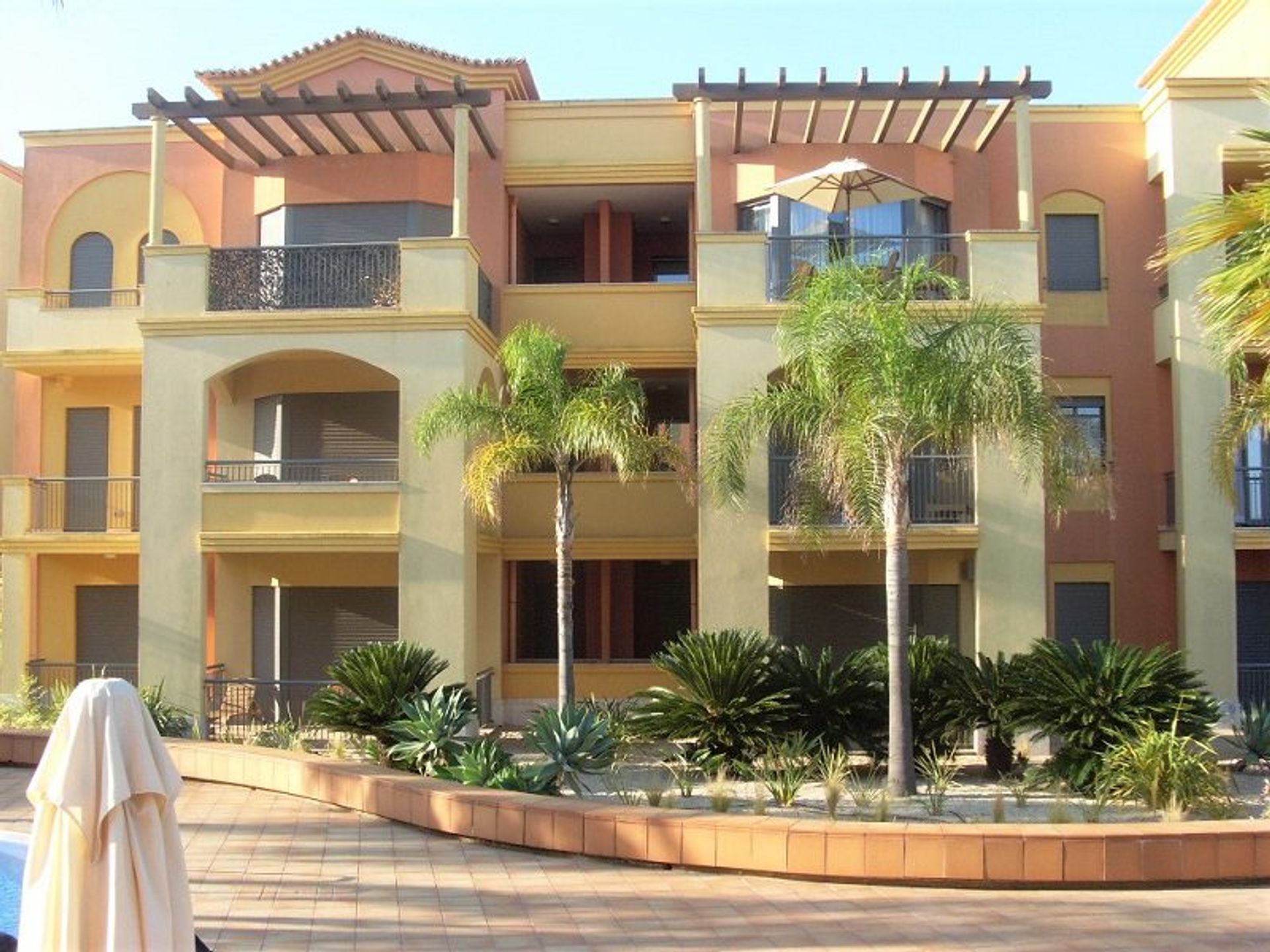 Condominium in Quarteira, Faro 10834412