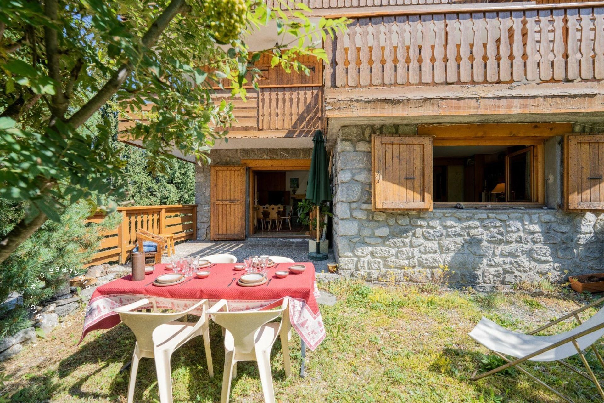 Ejerlejlighed i Les Allues, Auvergne-Rhône-Alpes 10834731