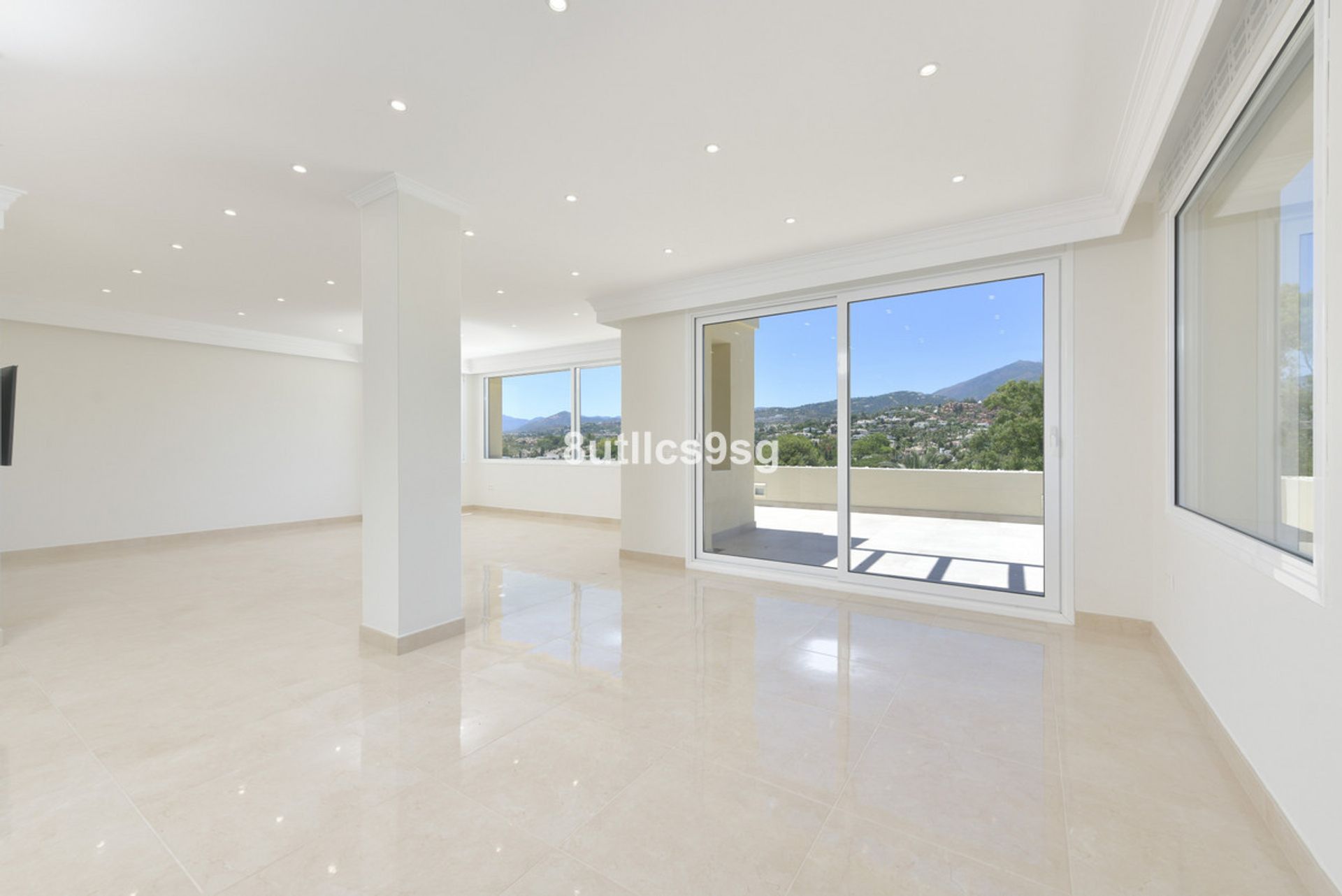 Condominium dans Marbella, Andalucía 10834862