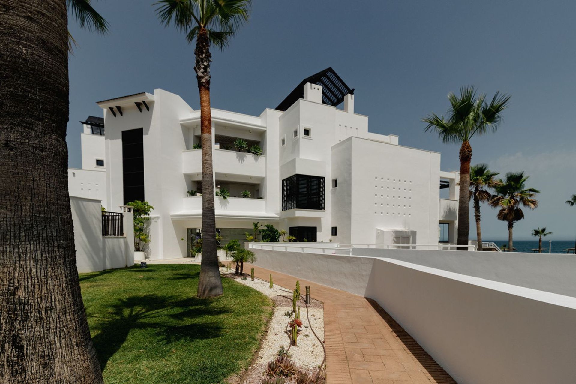 Condominium in Casares, Andalusia 10834910