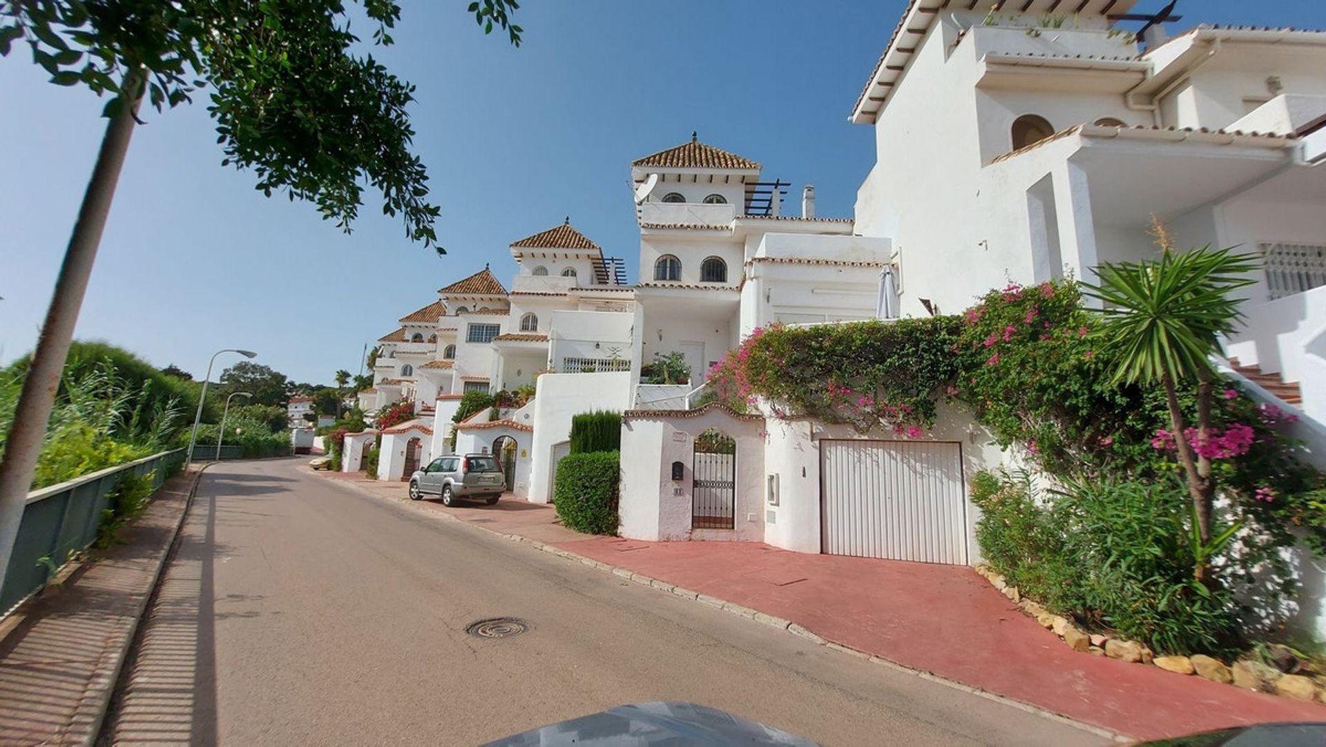 Casa nel Puerto de la Duquesa, Andalusia 10835009