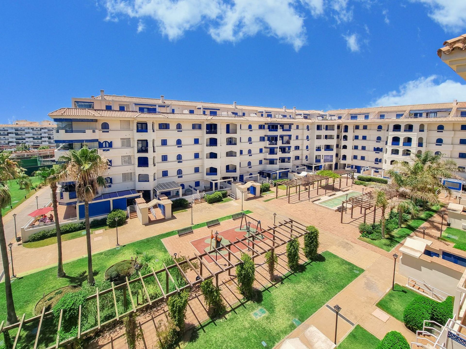 Condominio nel San Luis de Sabinillas, Andalusia 10835036