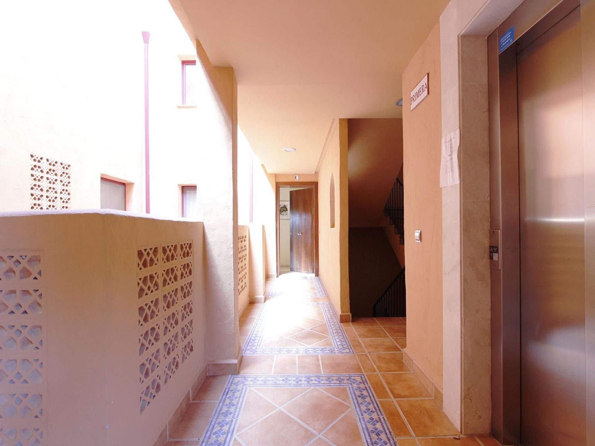 Condominium in Casares, Andalusia 10835159