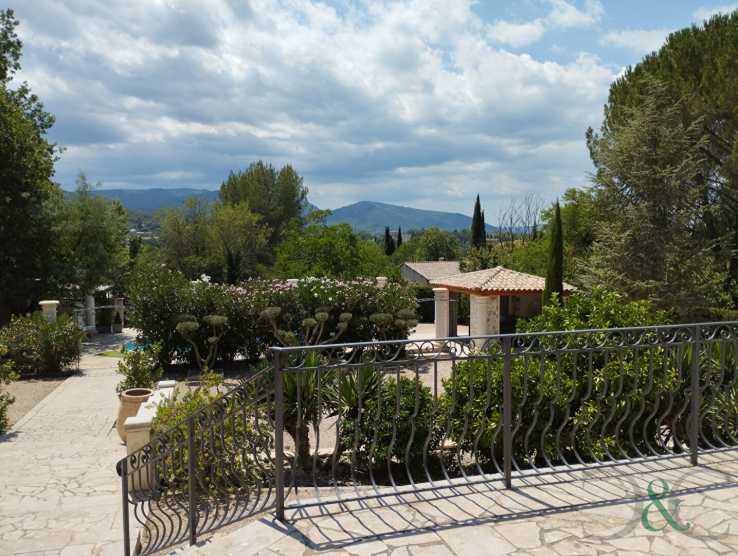 House in Brignoles, Provence-Alpes-Cote d'Azur 10835423